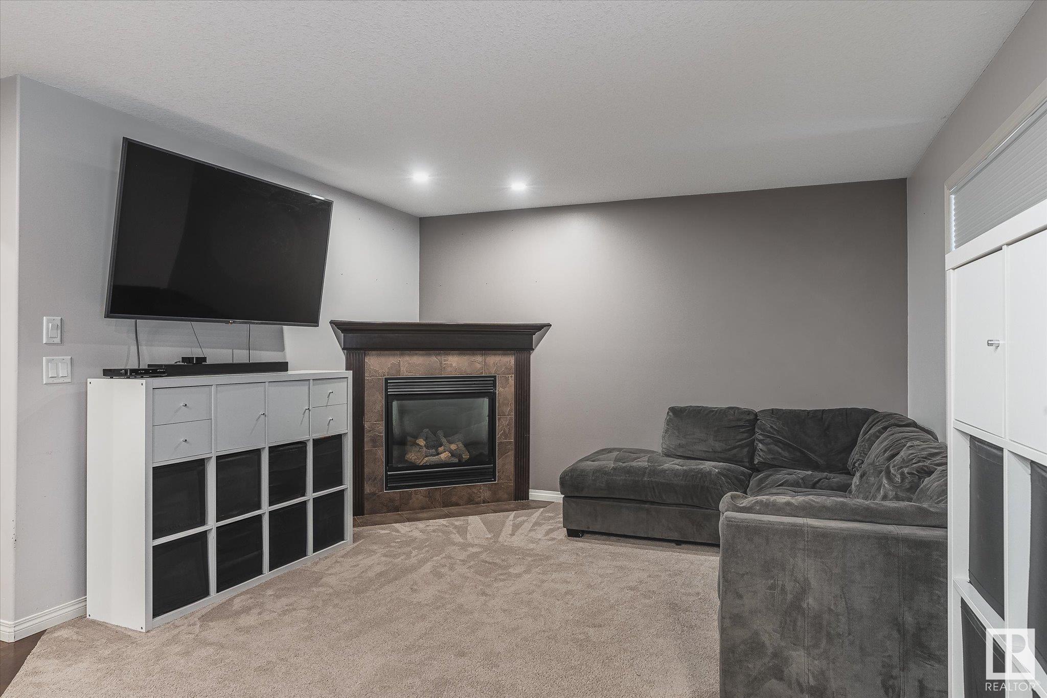      35 ASHGROVE DR , Spruce Grove,  ,T7X 4R5 ;  Listing Number: MLS E4419246
