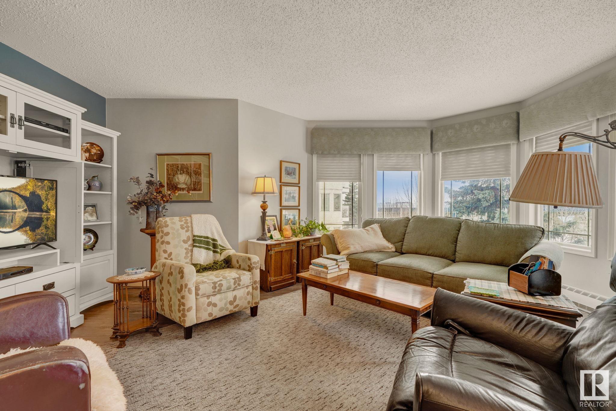     #302 2520 52 ST NW , Edmonton,  ,T6L 6S2 ;  Listing Number: MLS E4419253