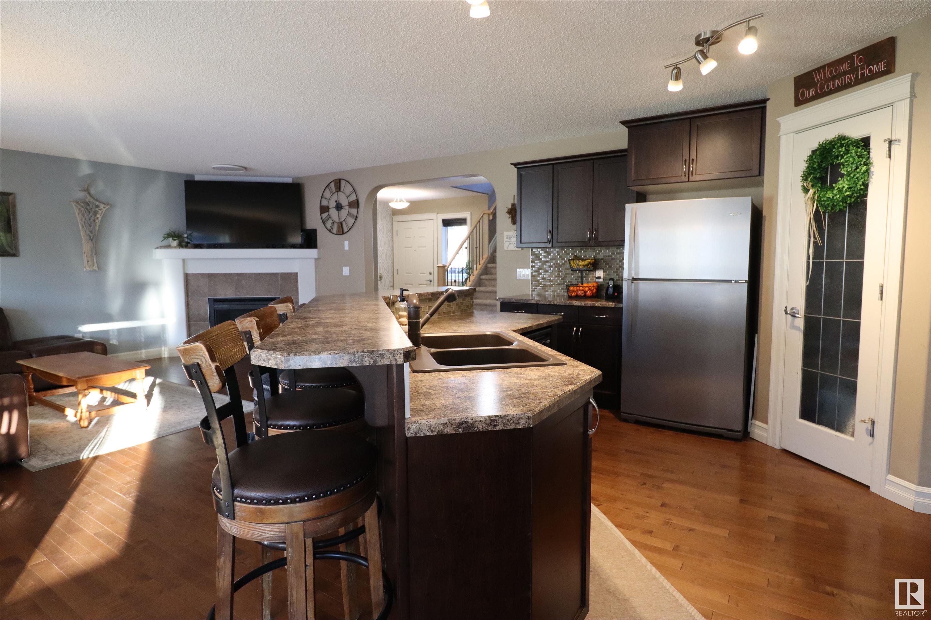      1612 WESTERRA AV , Stony Plain,  ,T7Z 0H2 ;  Listing Number: MLS E4419256