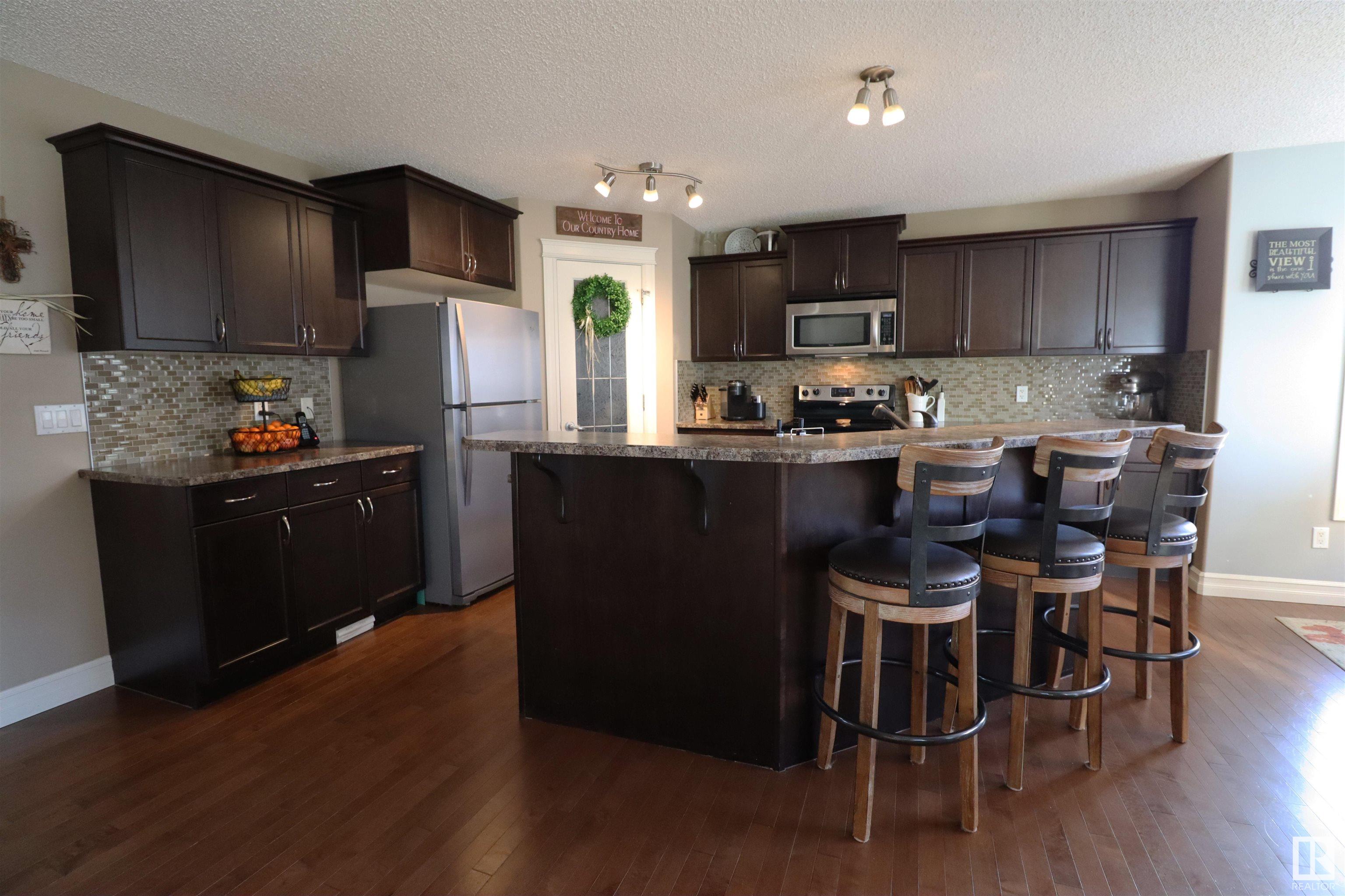      1612 WESTERRA AV , Stony Plain,  ,T7Z 0H2 ;  Listing Number: MLS E4419256