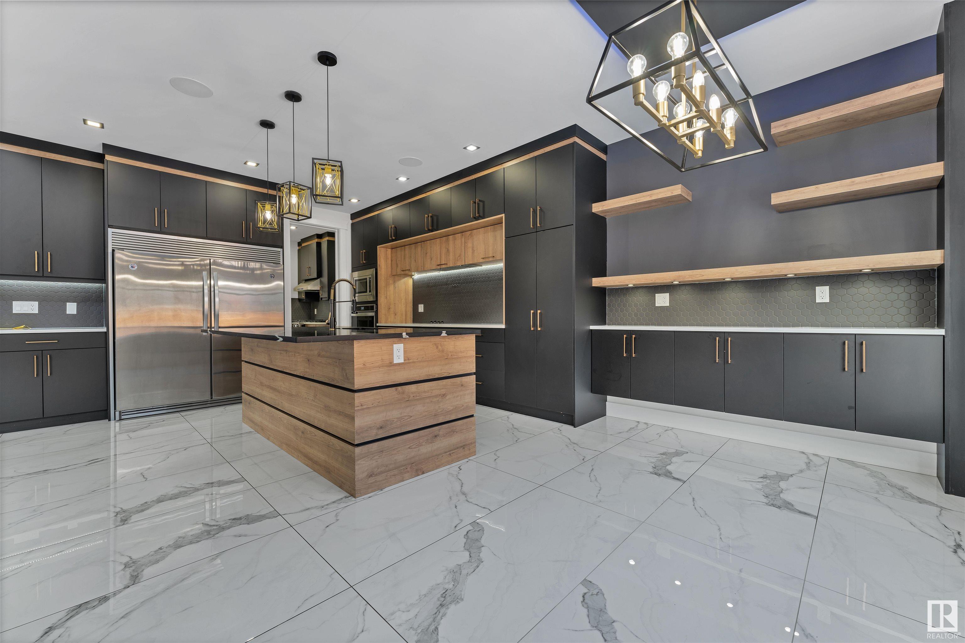      115 38 ST SW , Edmonton,  ,T6X 2W3 ;  Listing Number: MLS E4419275