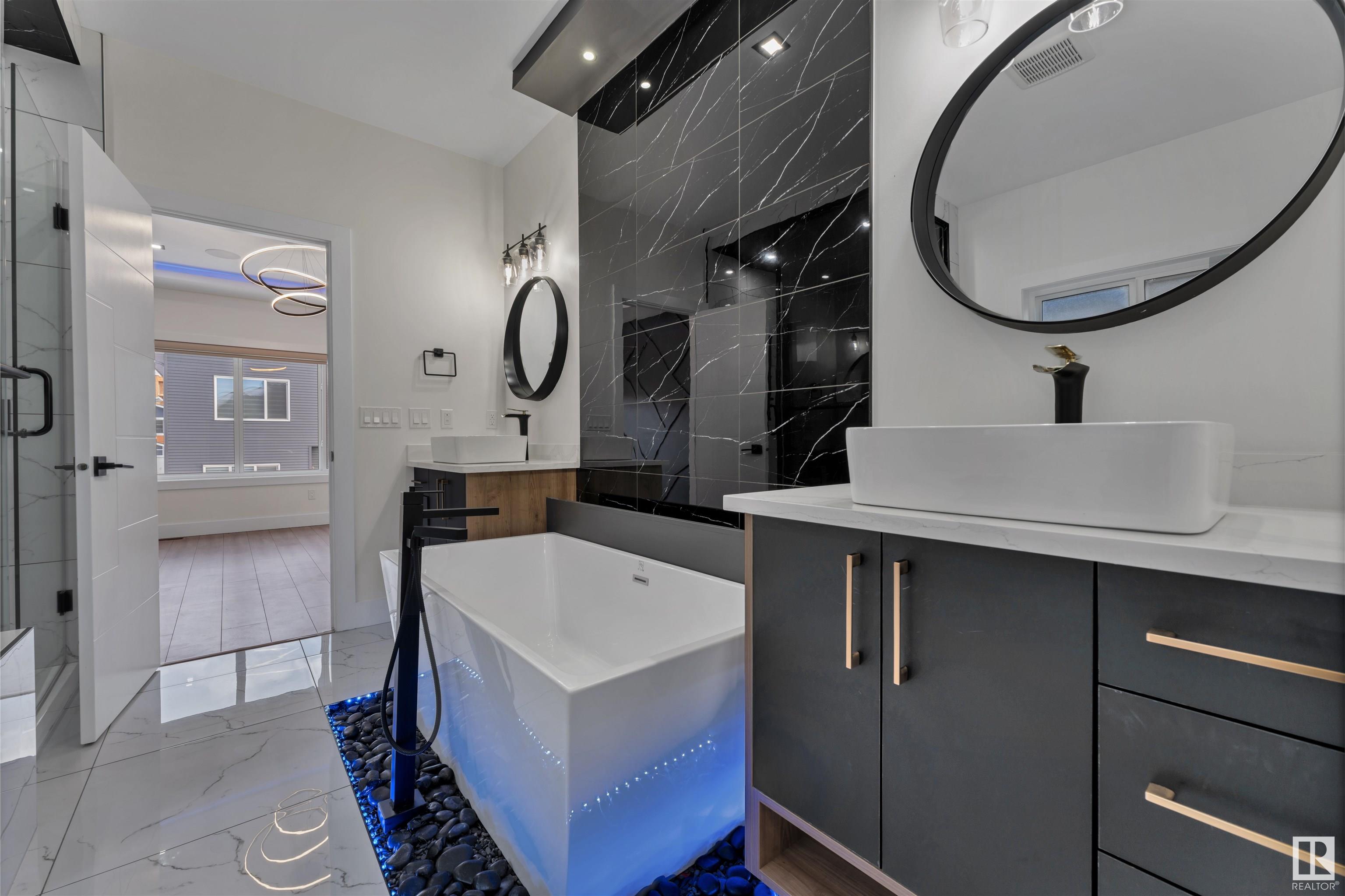      115 38 ST SW , Edmonton,  ,T6X 2W3 ;  Listing Number: MLS E4419275