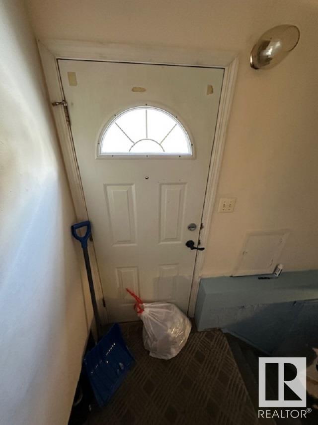      13218 81 ST NW , Edmonton,  ,T5C 1N7 ;  Listing Number: MLS E4419288