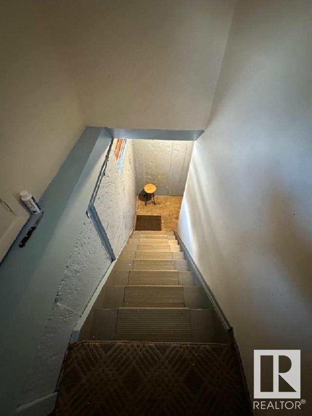      13218 81 ST NW , Edmonton,  ,T5C 1N7 ;  Listing Number: MLS E4419288