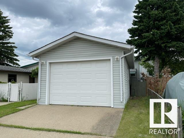      13218 81 ST NW , Edmonton,  ,T5C 1N7 ;  Listing Number: MLS E4419288