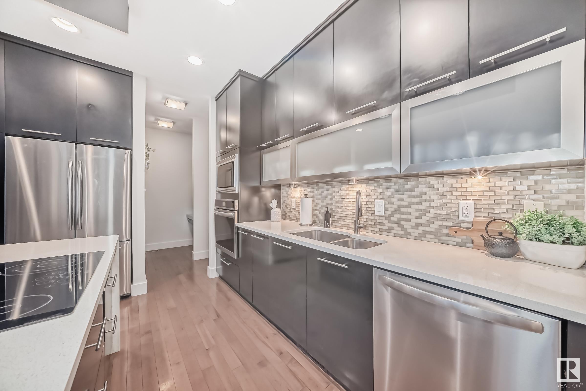      65 OAK VISTA DR , St. Albert,  ,T8N 1C1 ;  Listing Number: MLS E4419291