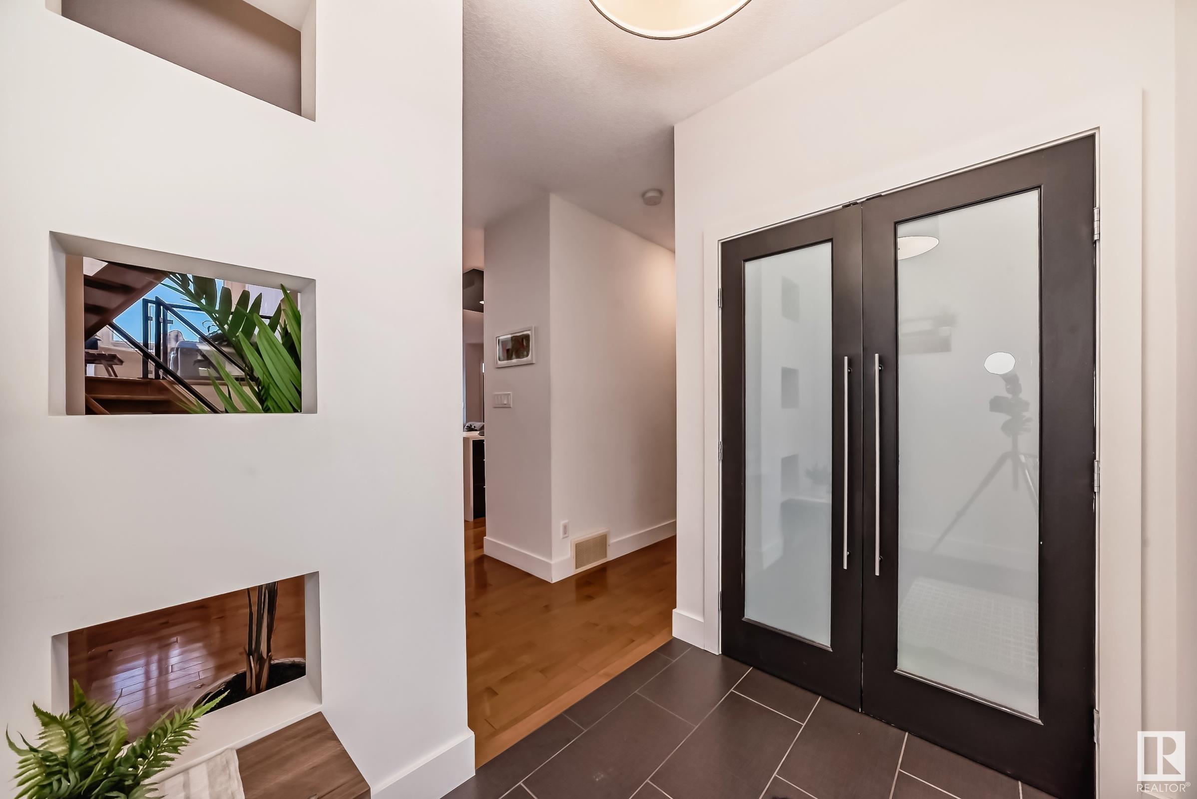      65 OAK VISTA DR , St. Albert,  ,T8N 1C1 ;  Listing Number: MLS E4419291