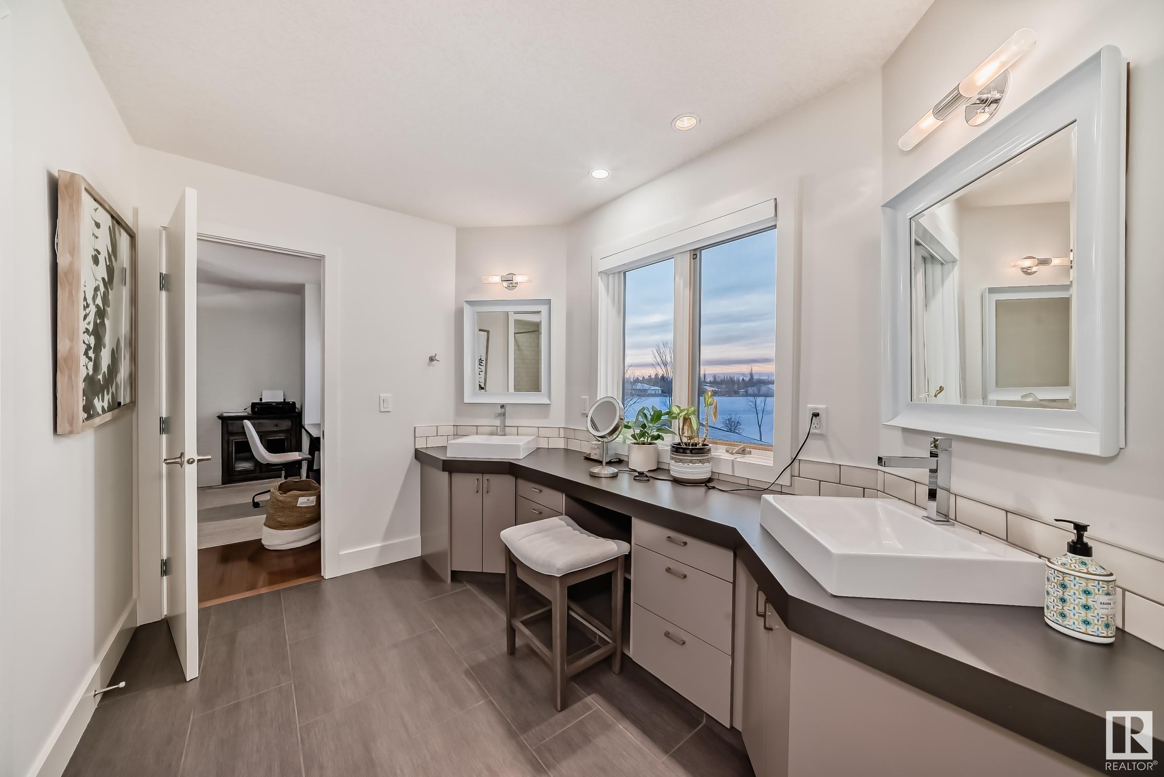      65 OAK VISTA DR , St. Albert,  ,T8N 1C1 ;  Listing Number: MLS E4419291