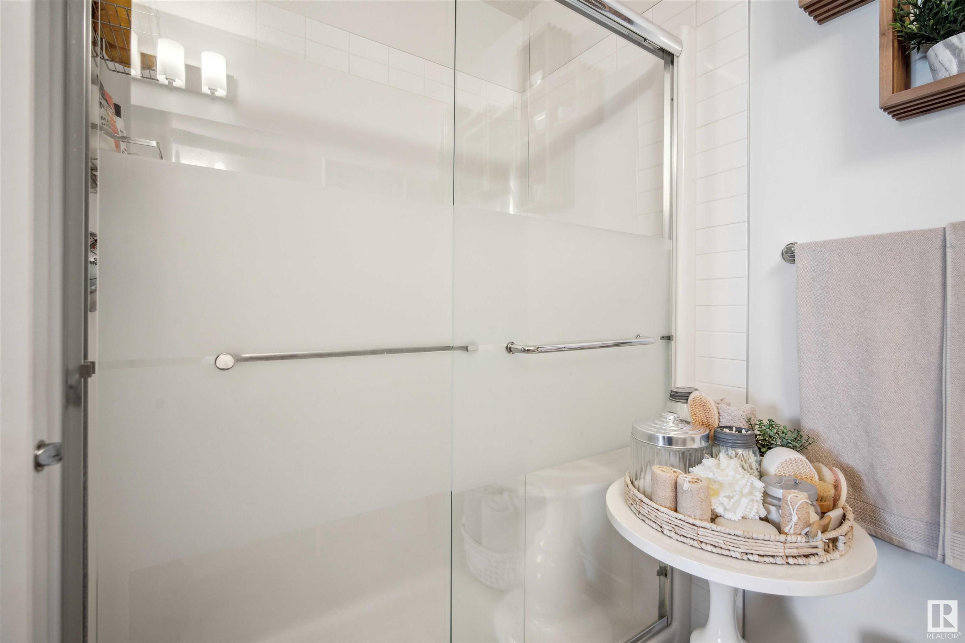      #422 812 WELSH DR SW , Edmonton,  ,T6X 1Y7 ;  Listing Number: MLS E4419292