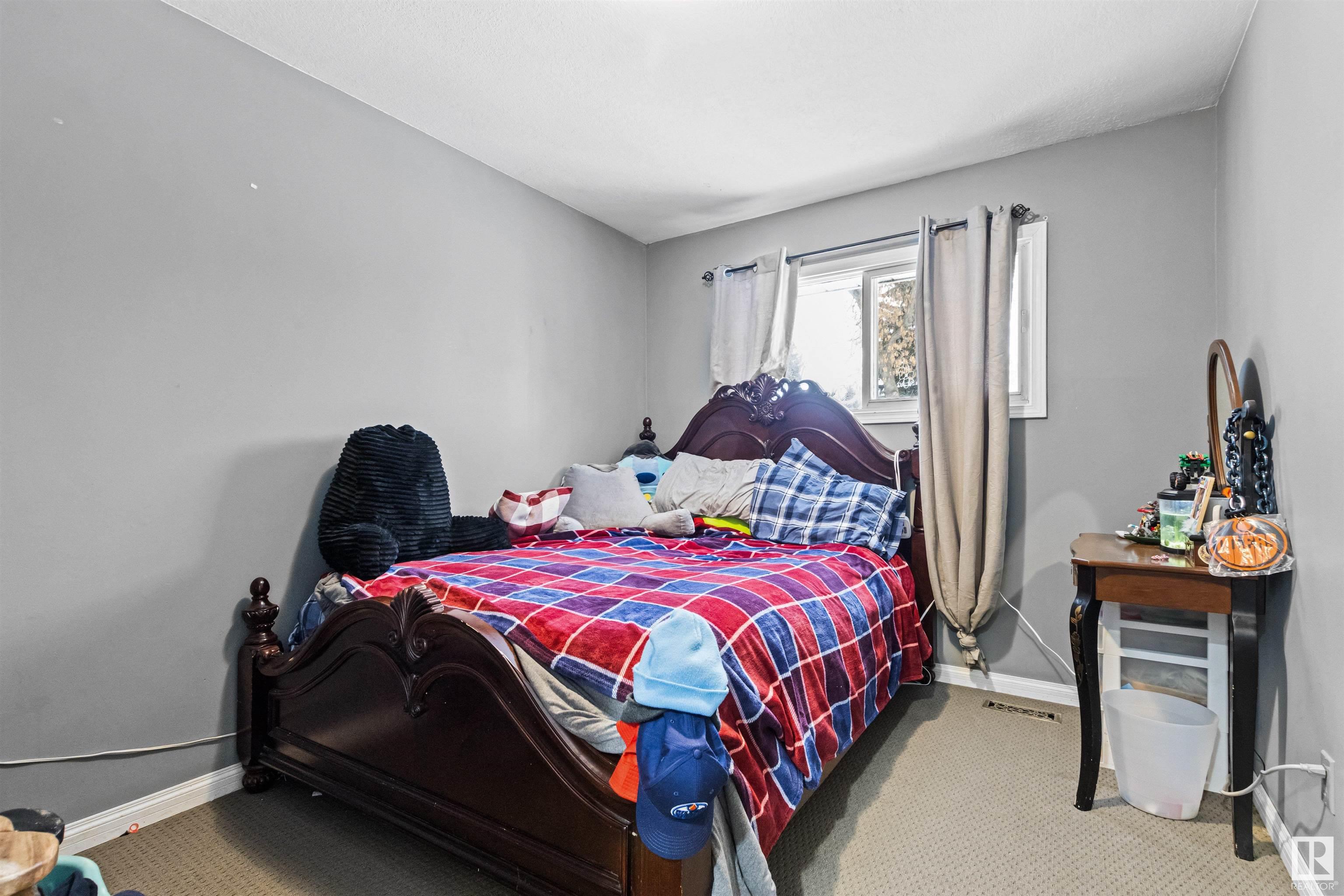      32 Salisbury AV , St. Albert,  ,T8N 0L9 ;  Listing Number: MLS E4419293