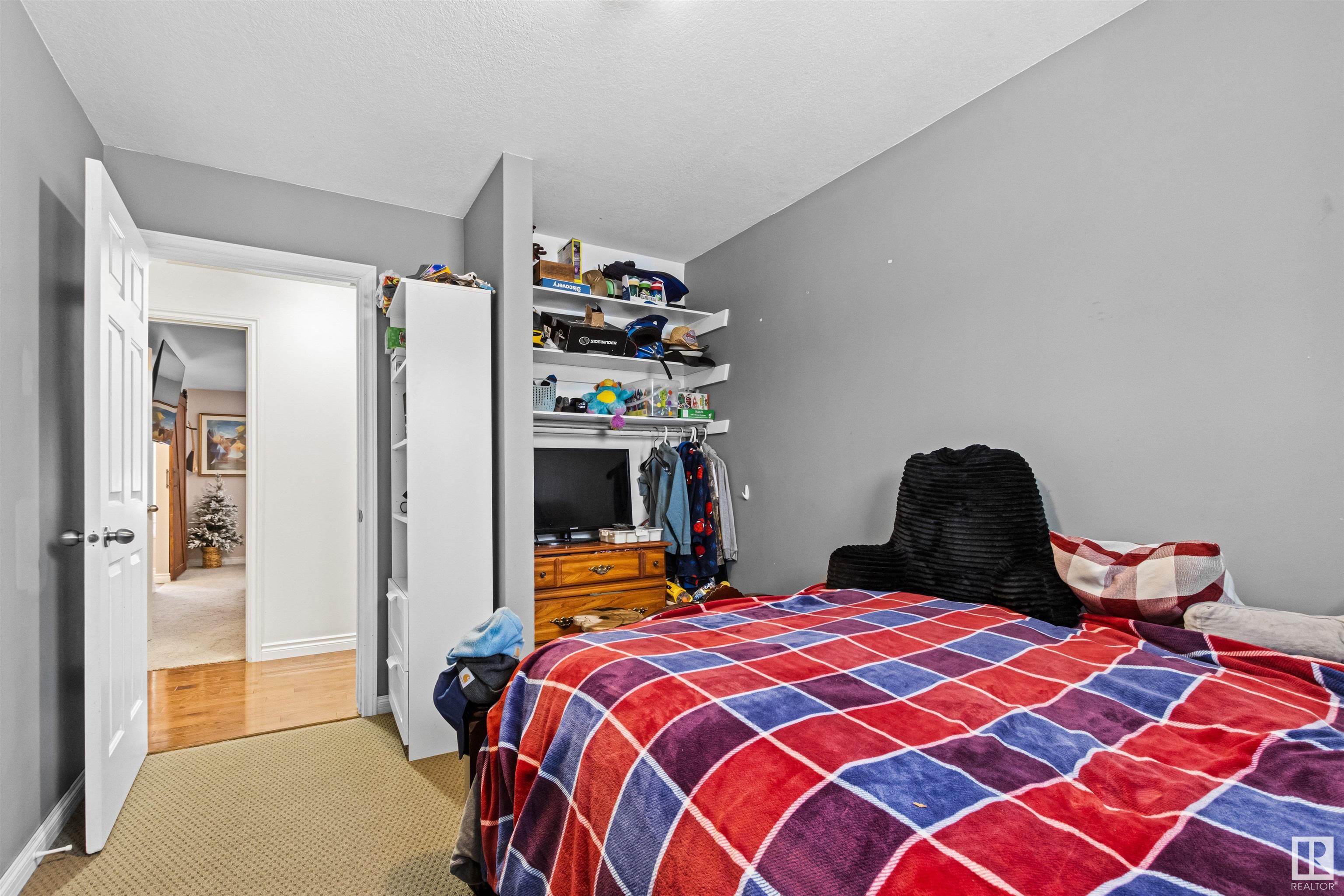      32 Salisbury AV , St. Albert,  ,T8N 0L9 ;  Listing Number: MLS E4419293