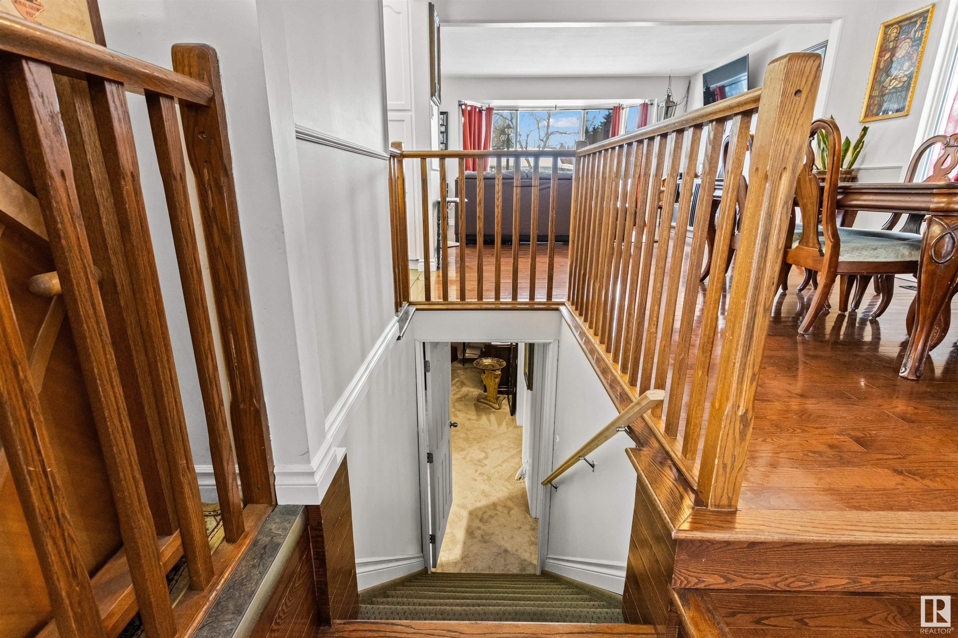      32 Salisbury AV , St. Albert,  ,T8N 0L9 ;  Listing Number: MLS E4419293