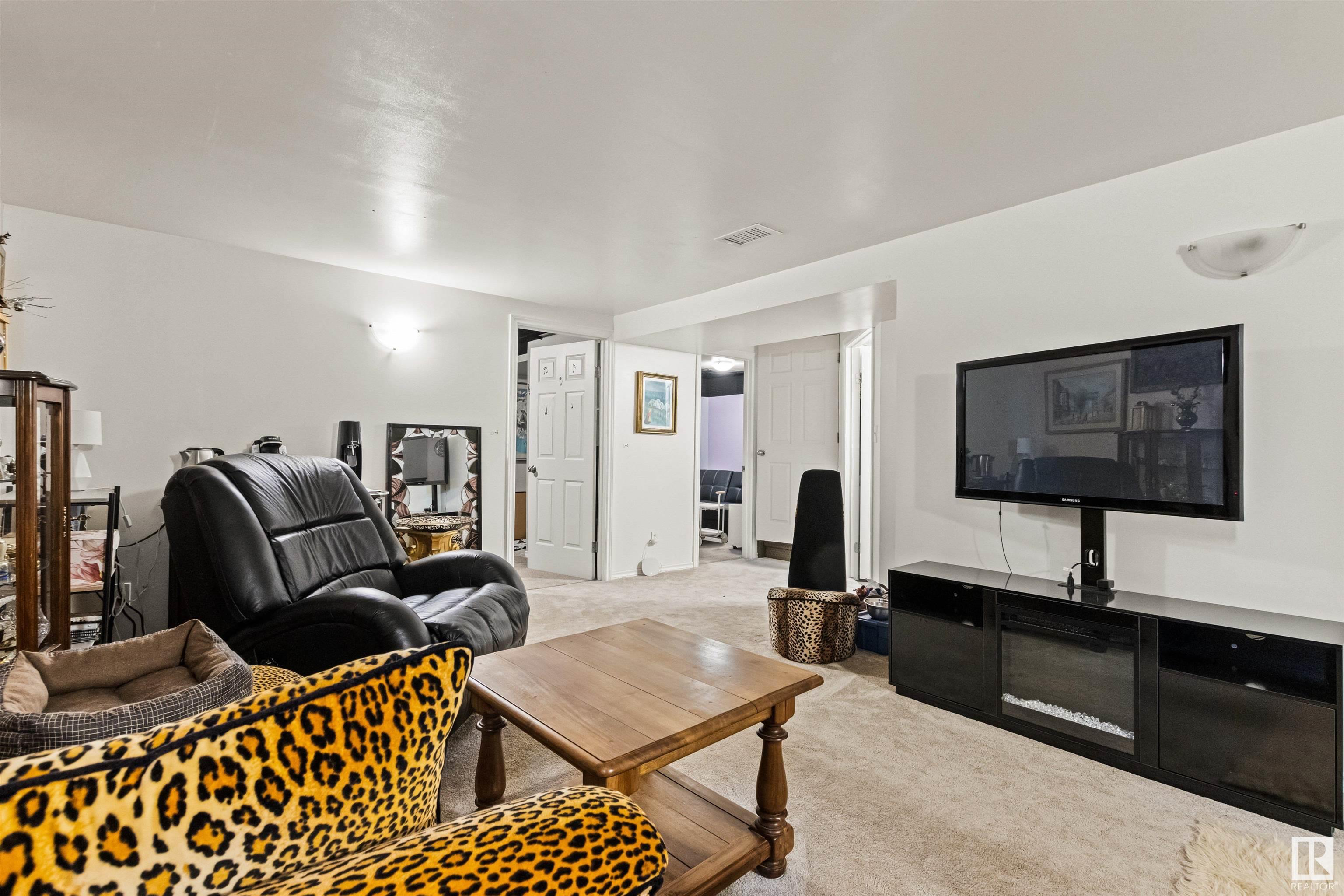      32 Salisbury AV , St. Albert,  ,T8N 0L9 ;  Listing Number: MLS E4419293
