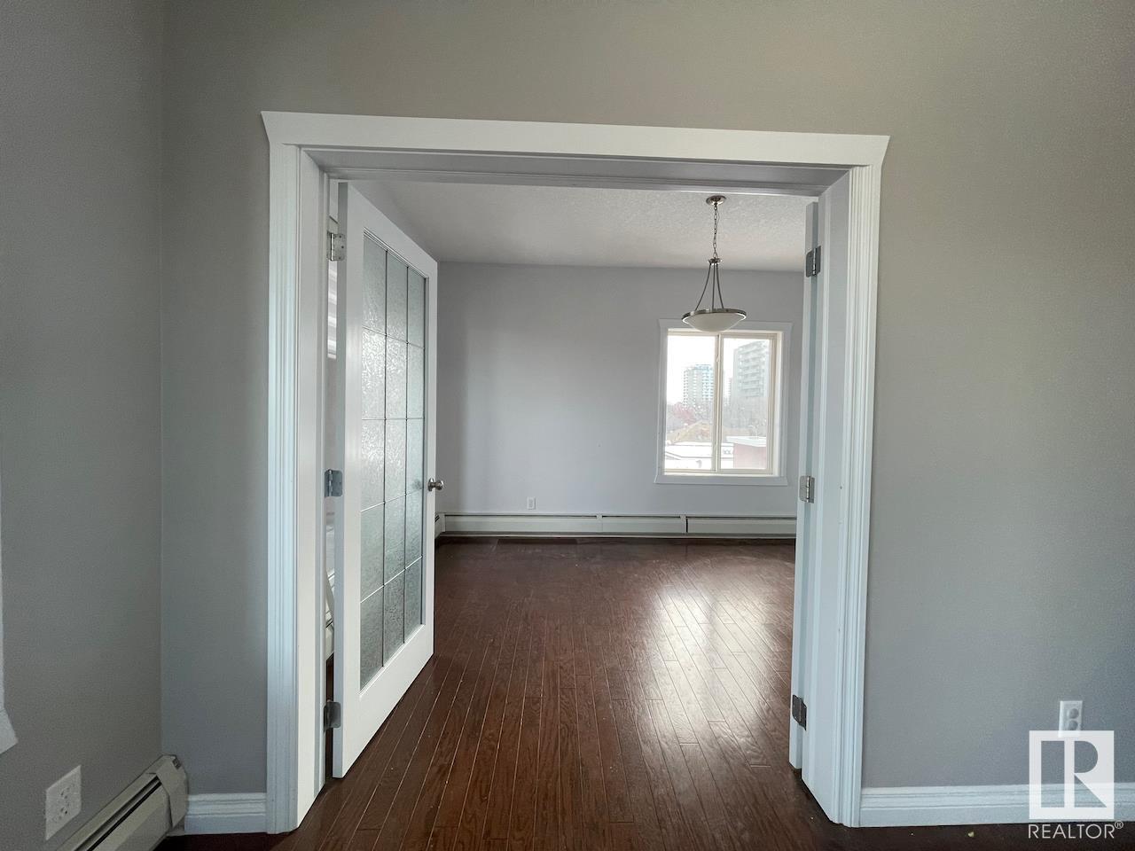      #403 10235 116 ST NW , Edmonton,  ,T5K 1W3 ;  Listing Number: MLS E4419295