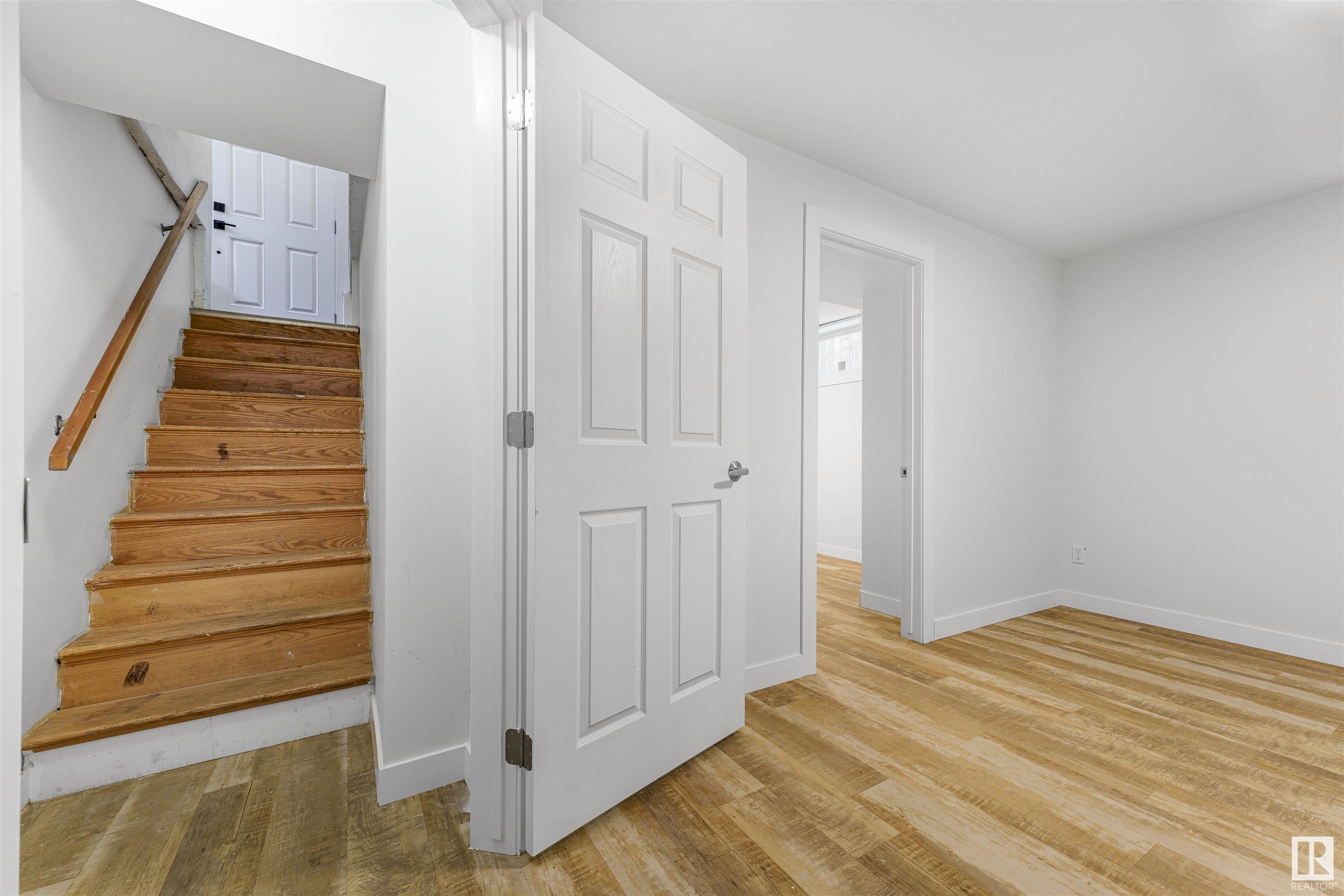      11906 50 street NW , Edmonton,  ,T5W 3C2 ;  Listing Number: MLS E4419299