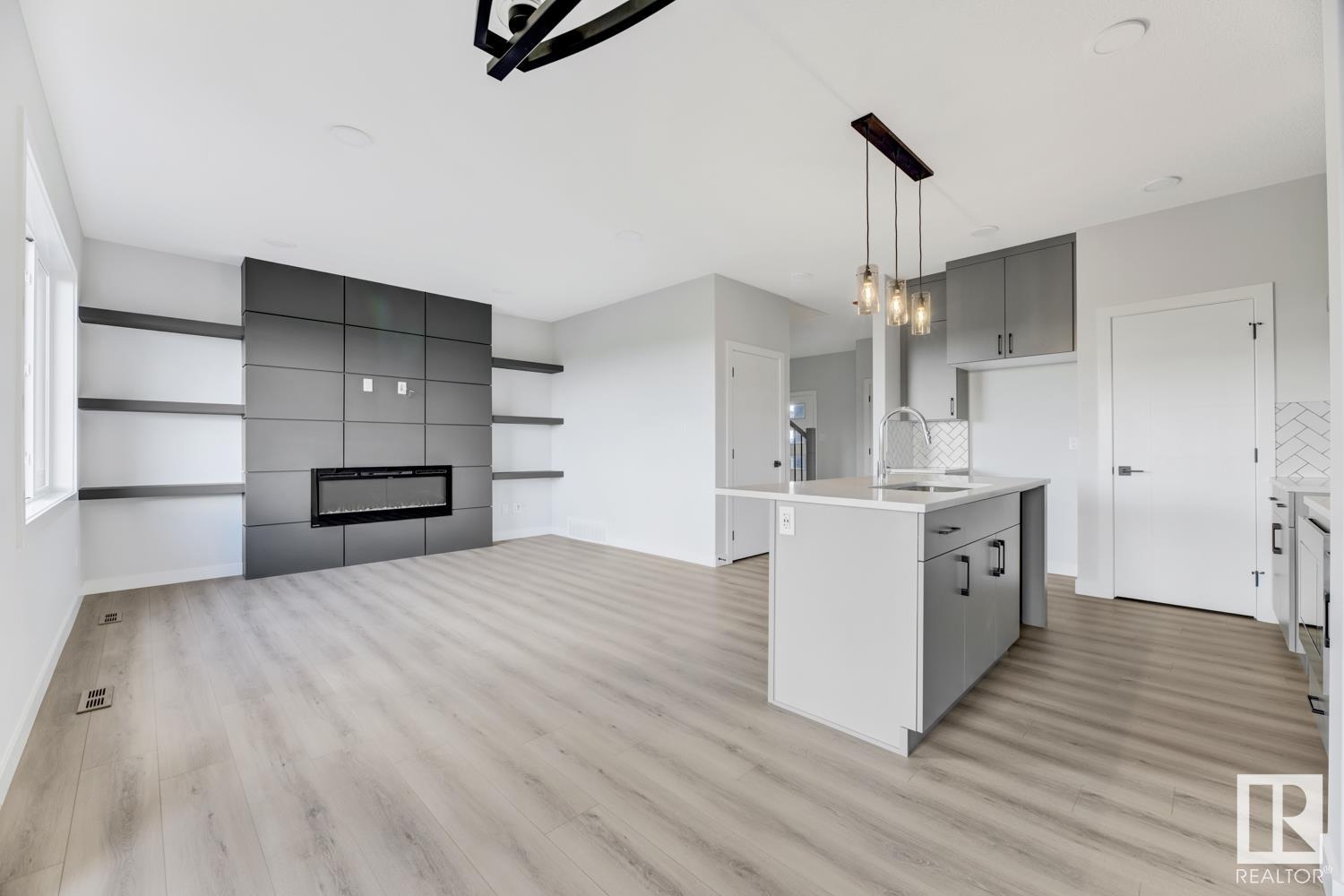      9 Red Crest WY , St. Albert,  ,T8N 7Y7 ;  Listing Number: MLS E4419300