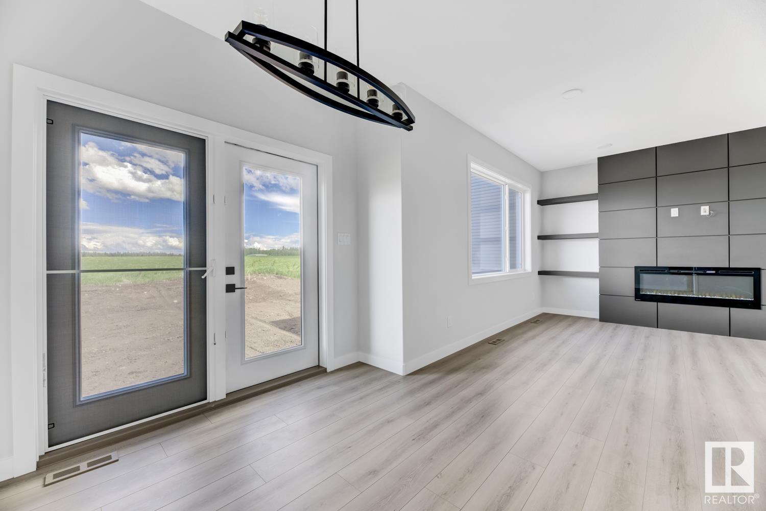      9 Red Crest WY , St. Albert,  ,T8N 7Y7 ;  Listing Number: MLS E4419300