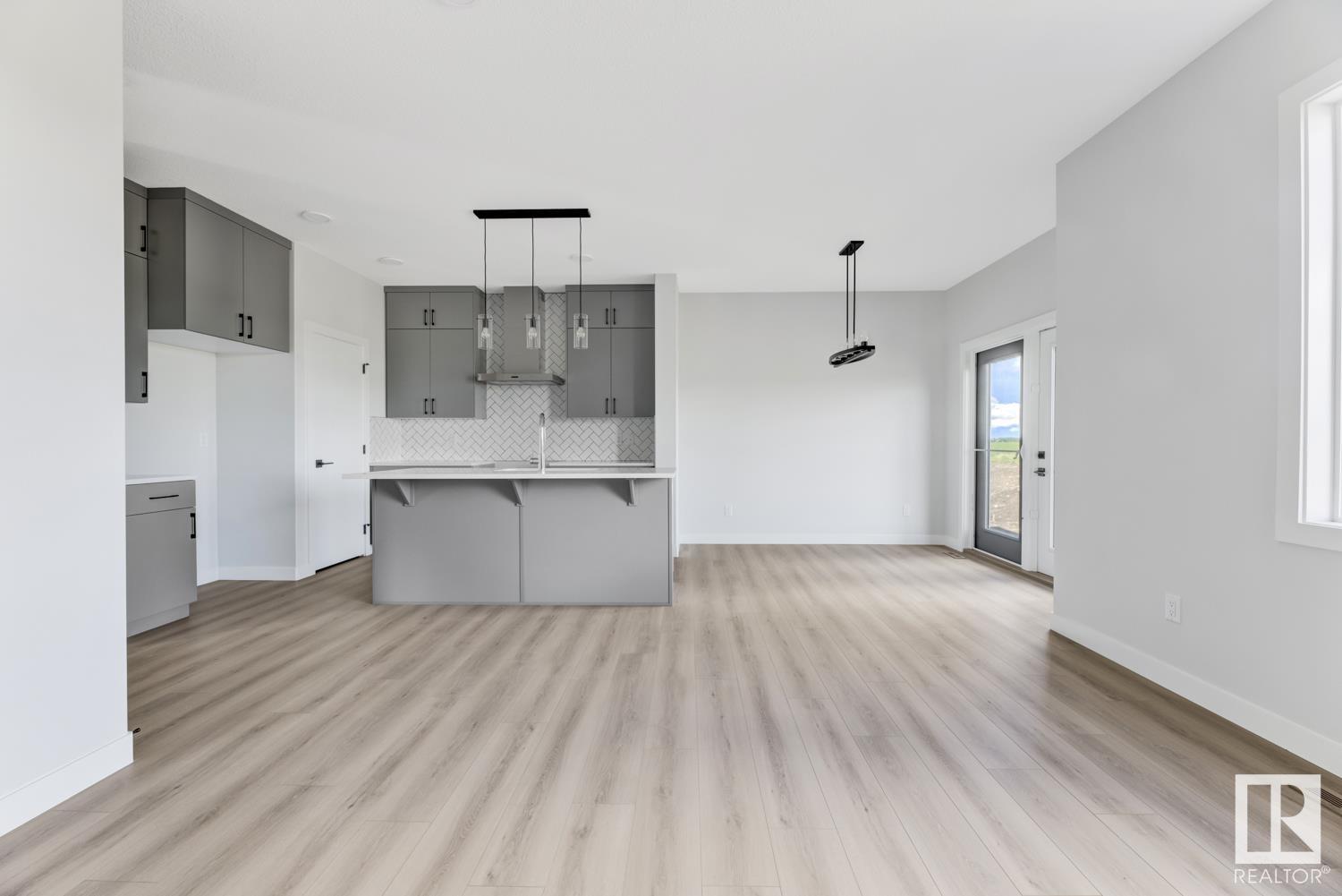      9 Red Crest WY , St. Albert,  ,T8N 7Y7 ;  Listing Number: MLS E4419300