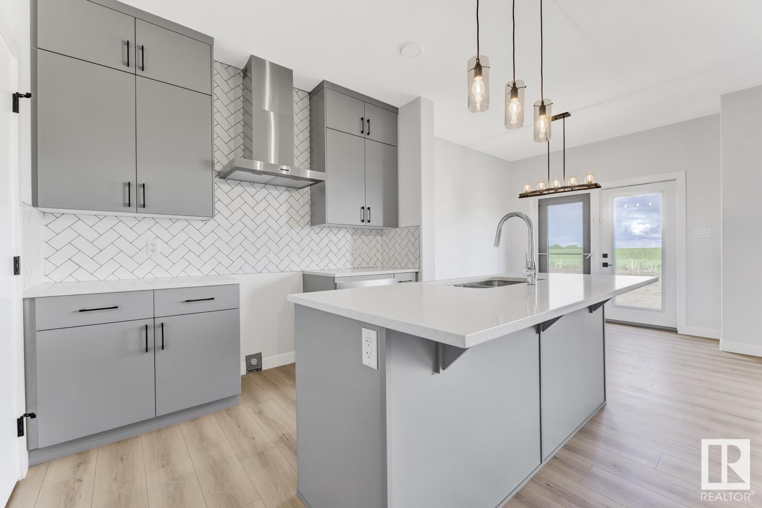      9 Red Crest WY , St. Albert,  ,T8N 7Y7 ;  Listing Number: MLS E4419300