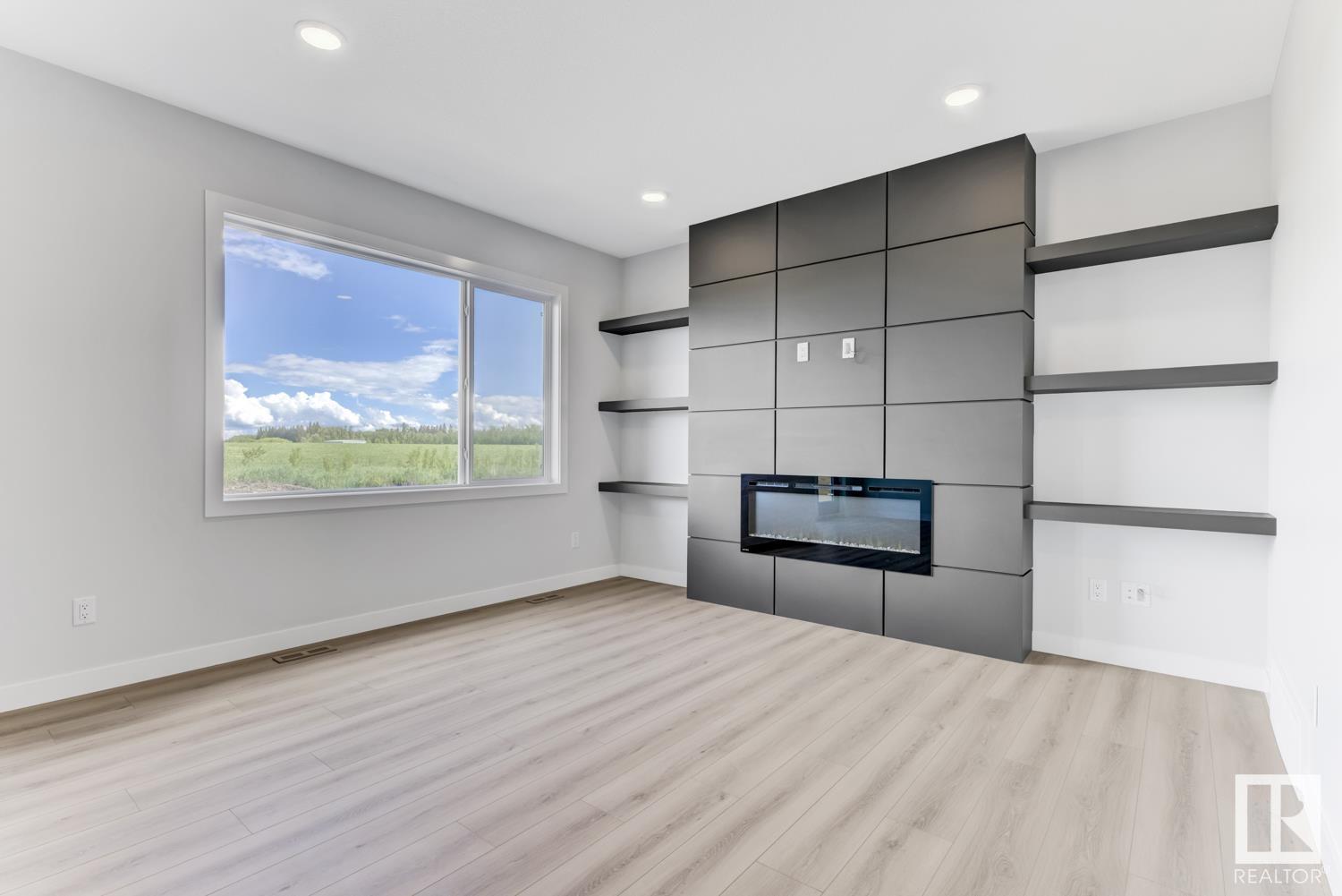      9 Red Crest WY , St. Albert,  ,T8N 7Y7 ;  Listing Number: MLS E4419300