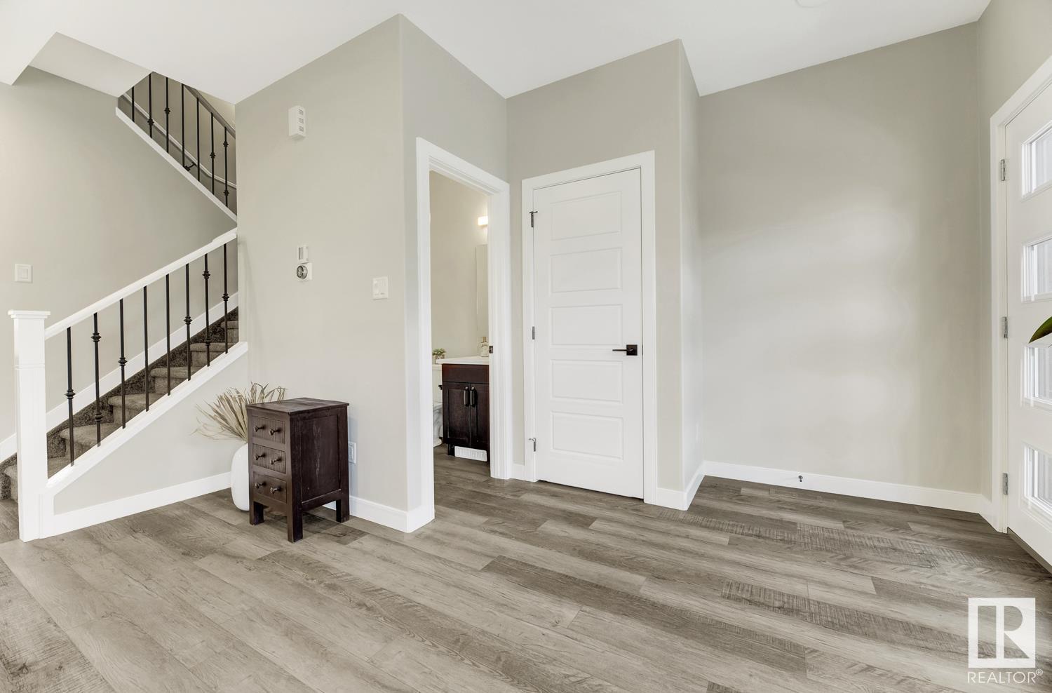      7805 Yorke RD NW , Edmonton,  ,T5G 2R6 ;  Listing Number: MLS E4419302