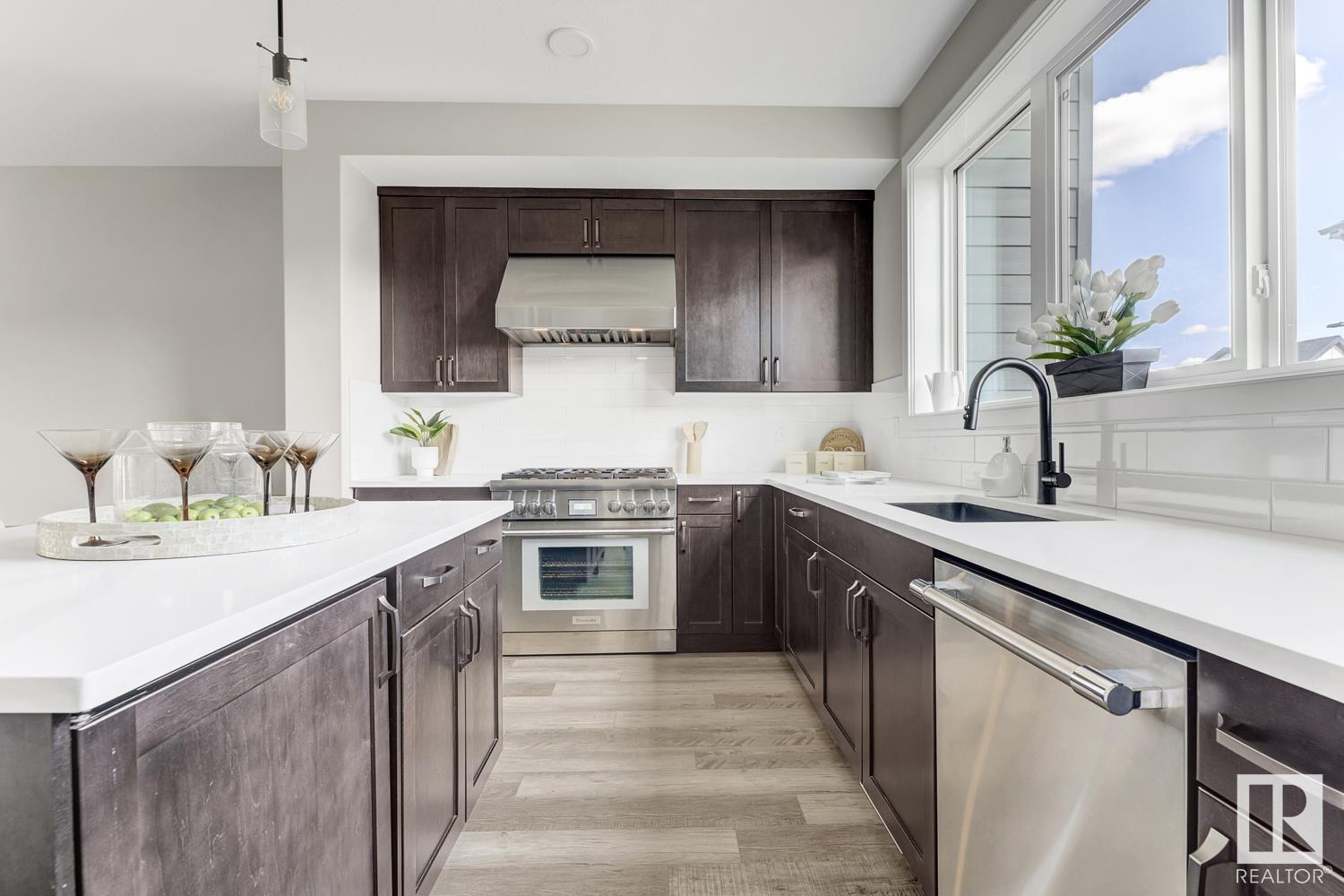      7805 Yorke RD NW , Edmonton,  ,T5G 2R6 ;  Listing Number: MLS E4419302