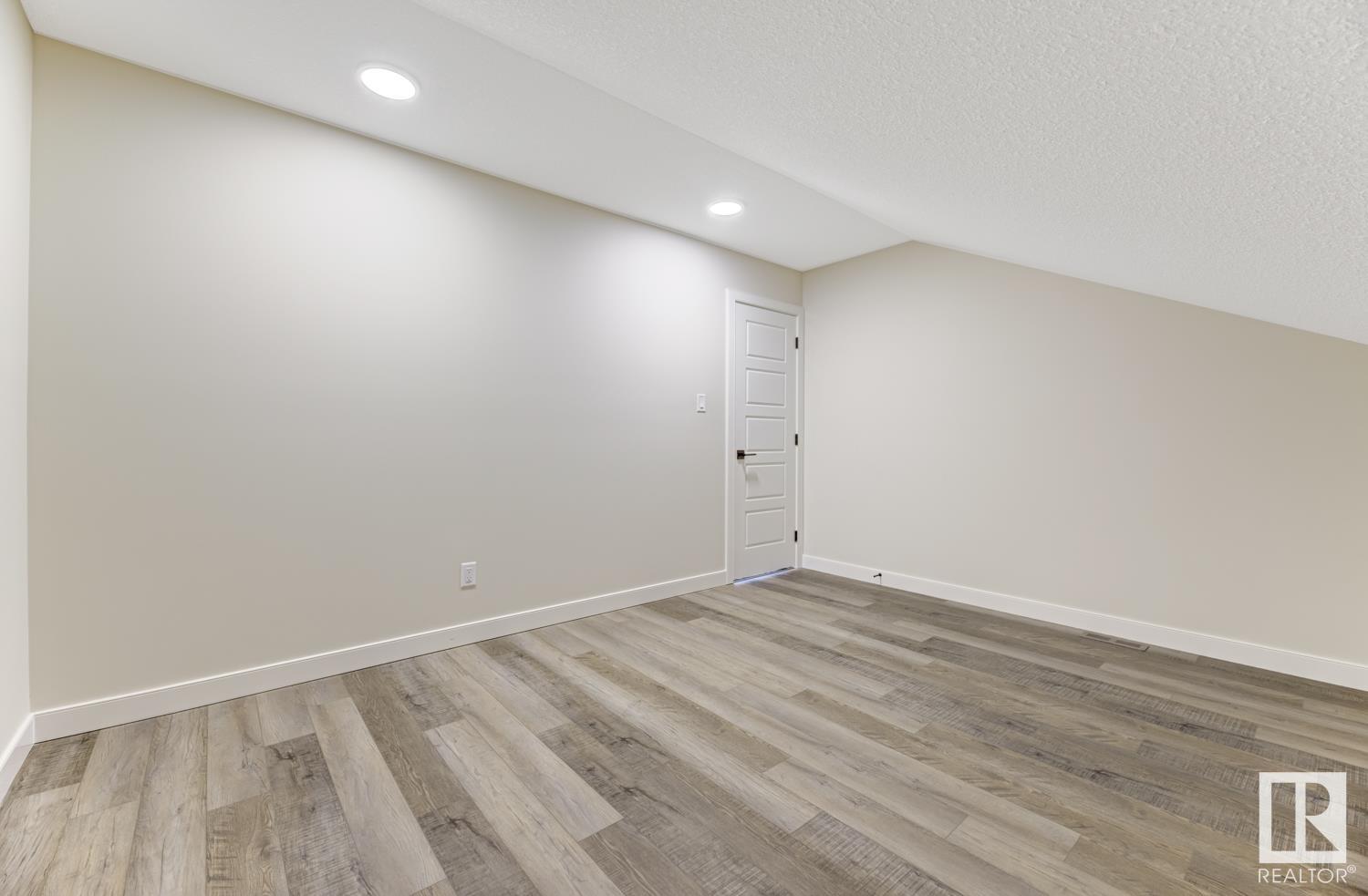      7805 Yorke RD NW , Edmonton,  ,T5G 2R6 ;  Listing Number: MLS E4419302