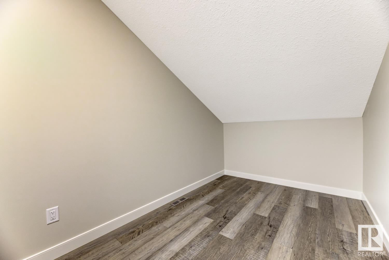      7805 Yorke RD NW , Edmonton,  ,T5G 2R6 ;  Listing Number: MLS E4419302