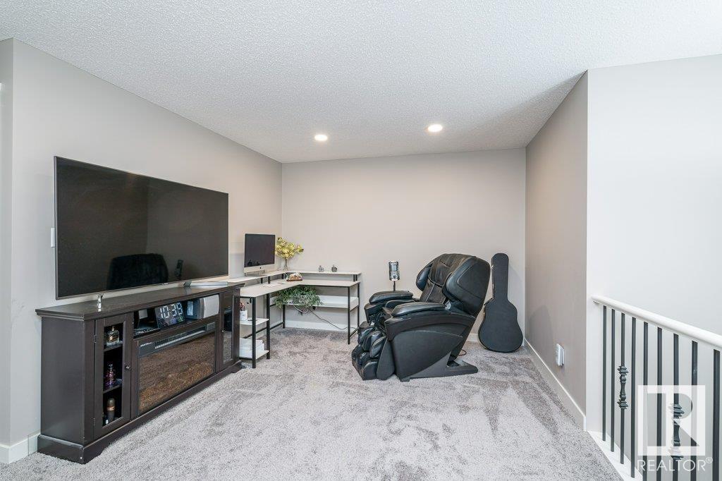      17505 9A AV SW , Edmonton,  ,T6N 1C7 ;  Listing Number: MLS E4419303