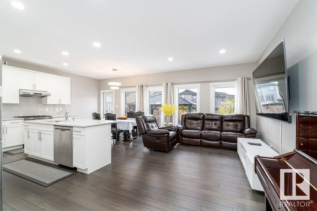      17505 9A AV SW , Edmonton,  ,T6N 1C7 ;  Listing Number: MLS E4419303