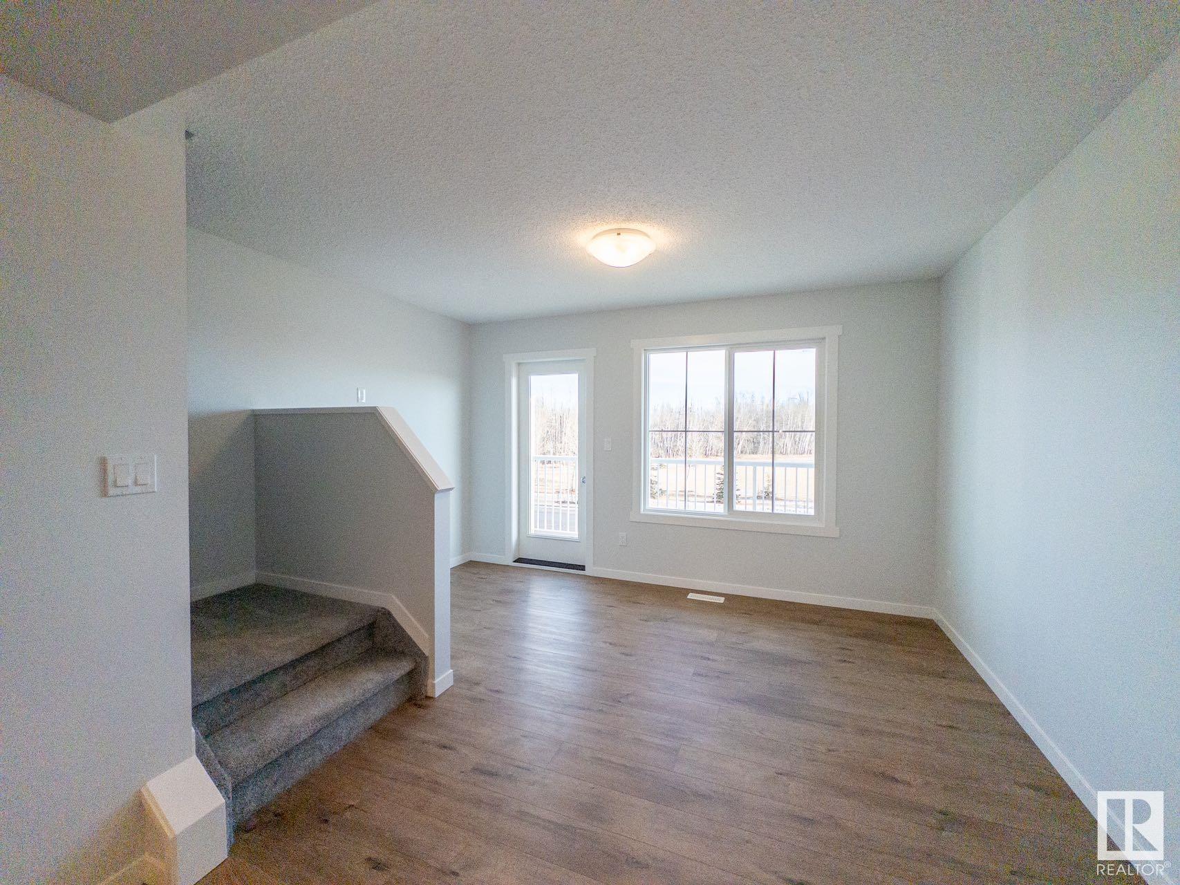      497 Desrochers Blvd. SW SW , Edmonton,  ,T6W 5L4 ;  Listing Number: MLS E4419304