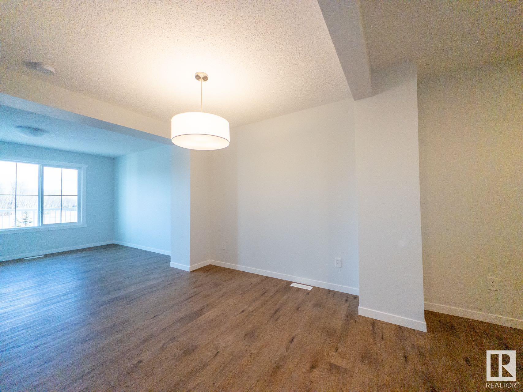      497 Desrochers Blvd. SW SW , Edmonton,  ,T6W 5L4 ;  Listing Number: MLS E4419304