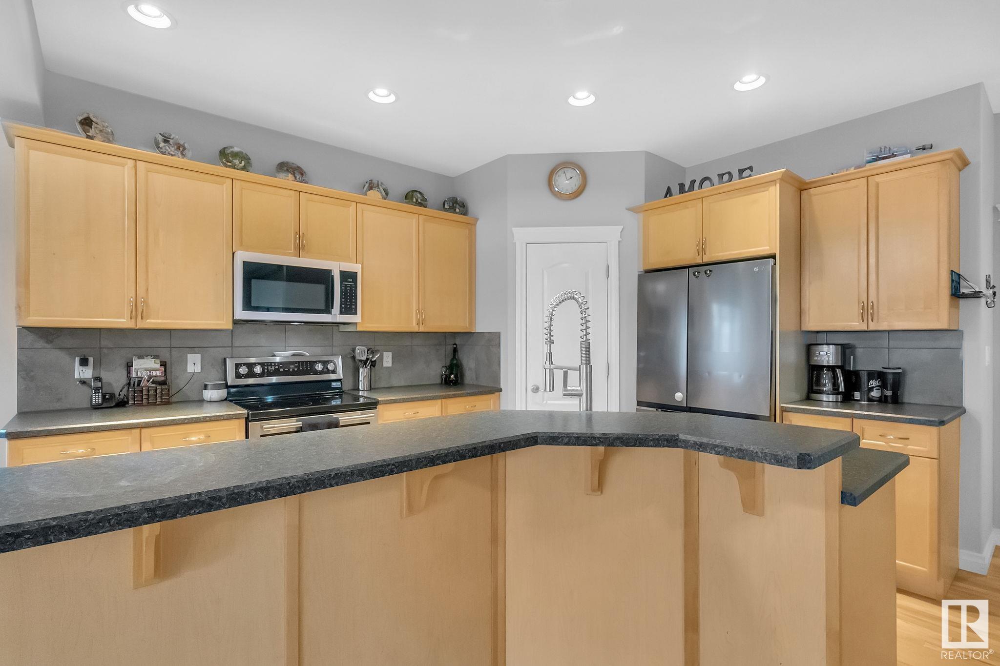      42 VERNON ST , Spruce Grove,  ,T7X 0C1 ;  Listing Number: MLS E4419310