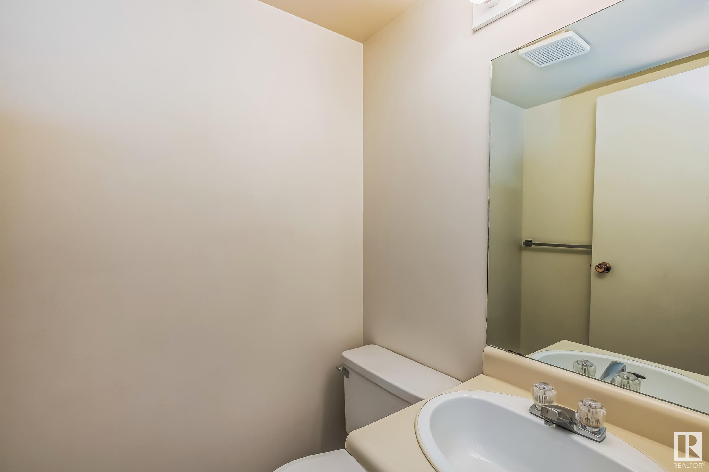     #16 7604 29 AV NW , Edmonton,  ,T6K 3Z2 ;  Listing Number: MLS E4419317