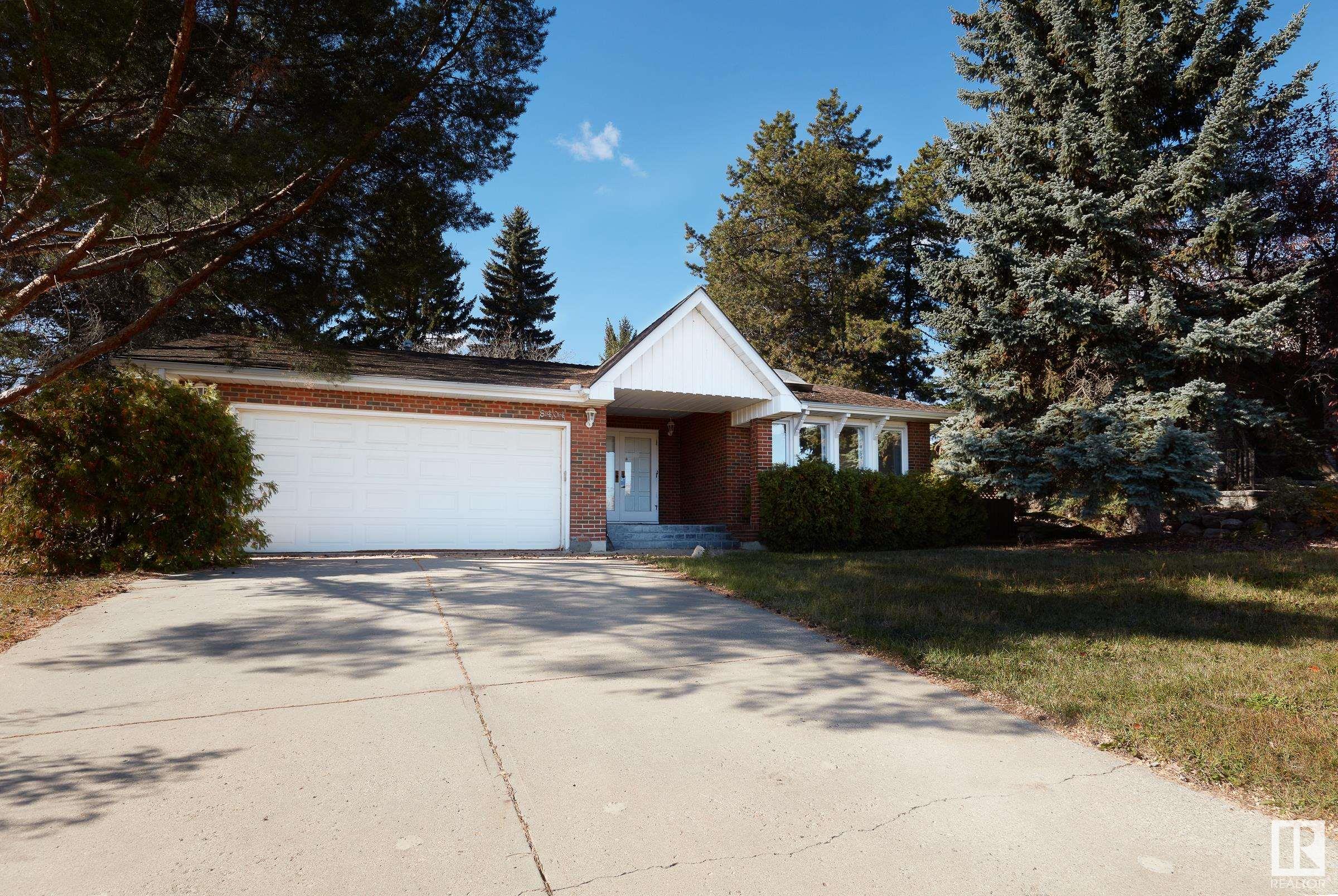      8404/8406 134 ST NW , Edmonton,  ,T5R 0B4 ;  Listing Number: MLS E4419338