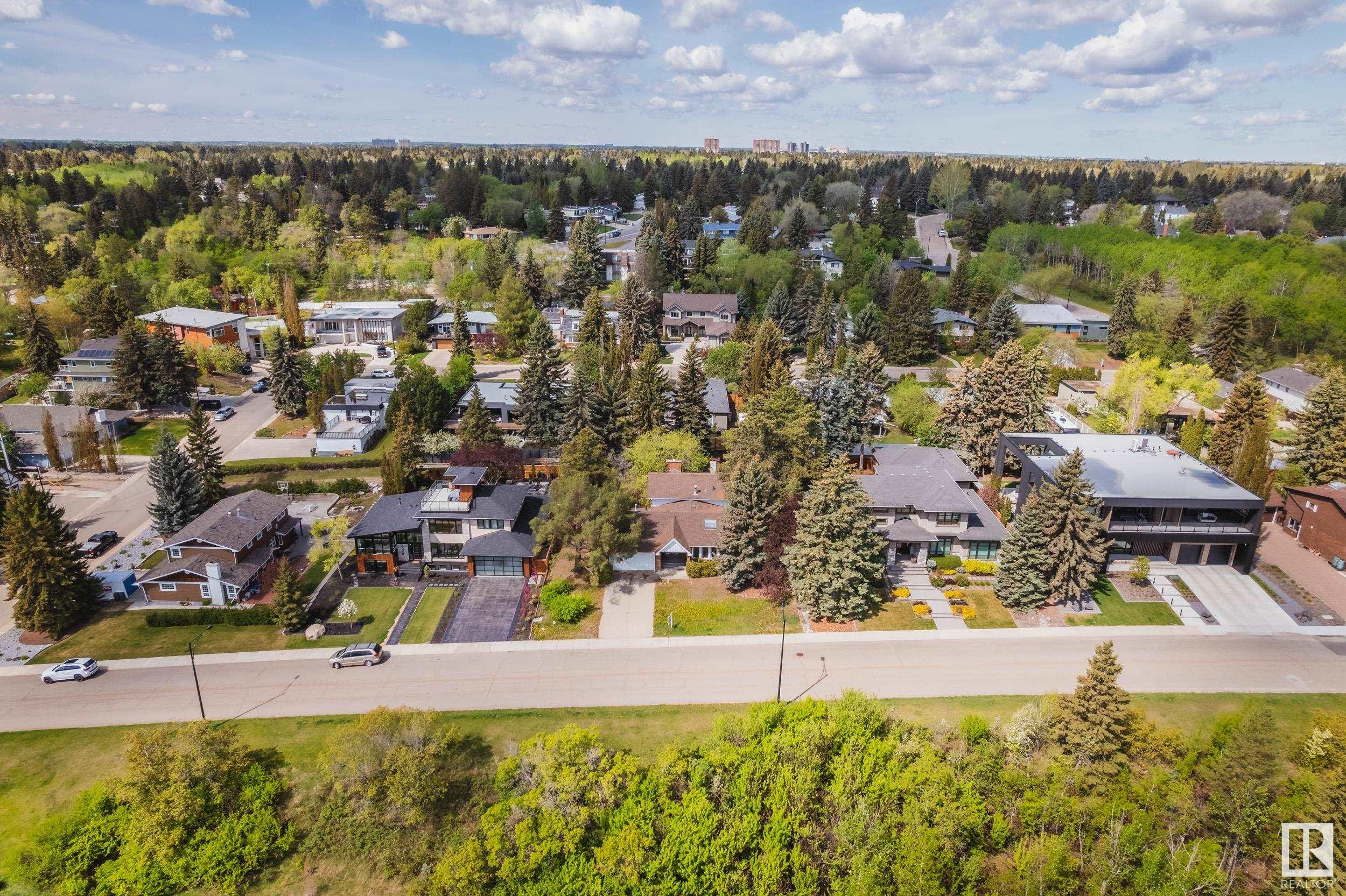      8404/8406 134 ST NW , Edmonton,  ,T5R 0B4 ;  Listing Number: MLS E4419338