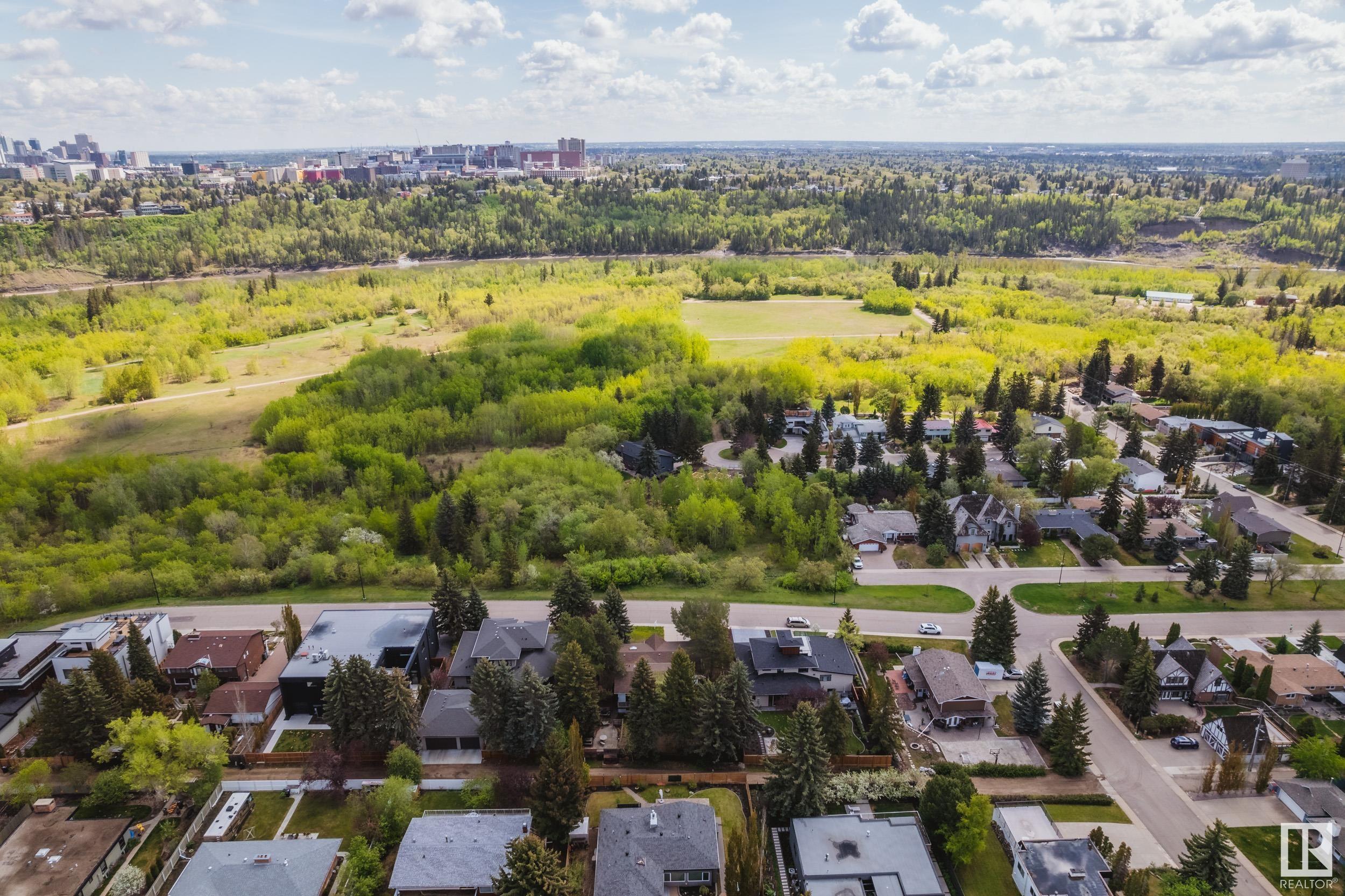      8404/8406 134 ST NW , Edmonton,  ,T5R 0B4 ;  Listing Number: MLS E4419338