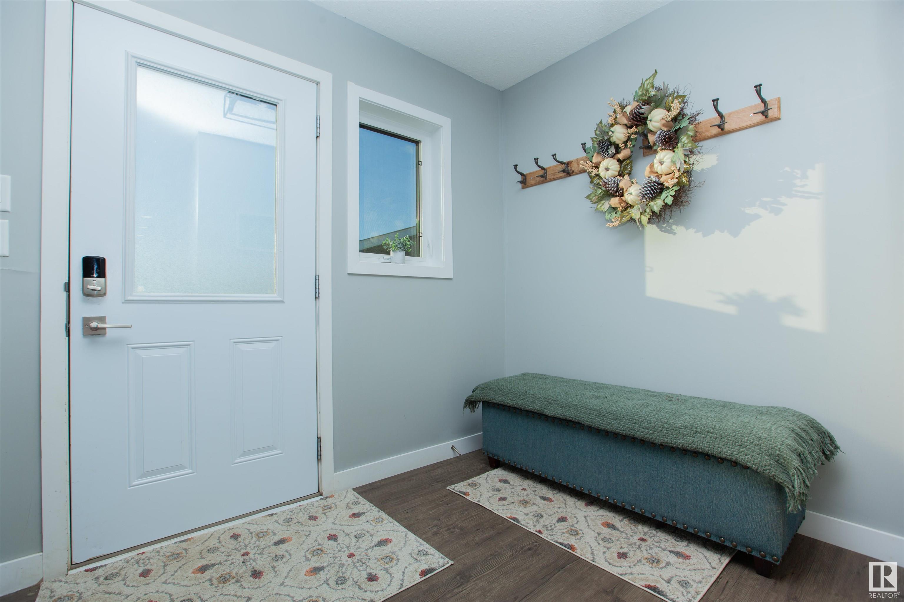      1004 McCarter AV , Rural Camrose County,  ,T0B 3P0 ;  Listing Number: MLS E4419342