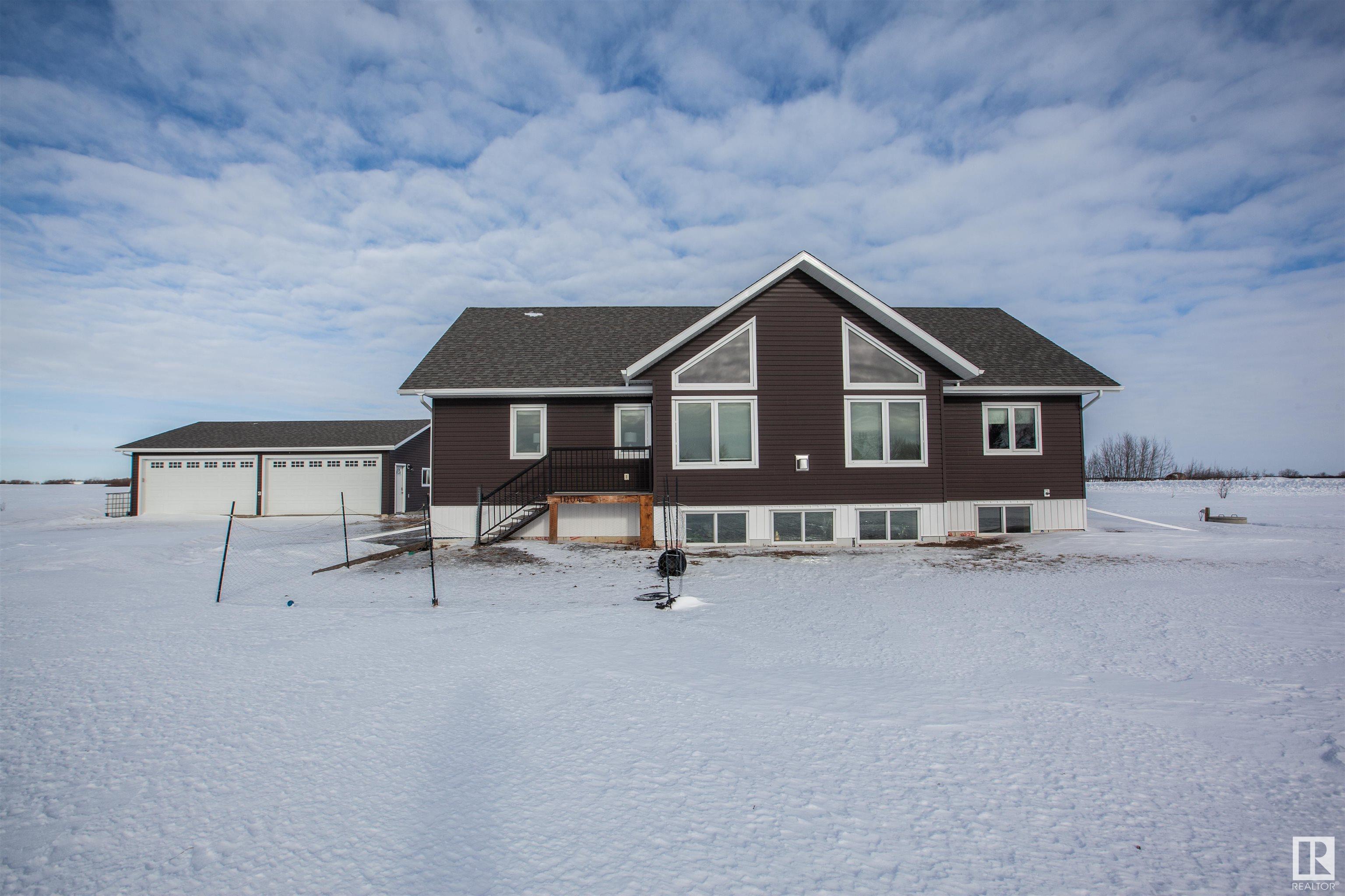      1004 McCarter AV , Rural Camrose County,  ,T0B 3P0 ;  Listing Number: MLS E4419342