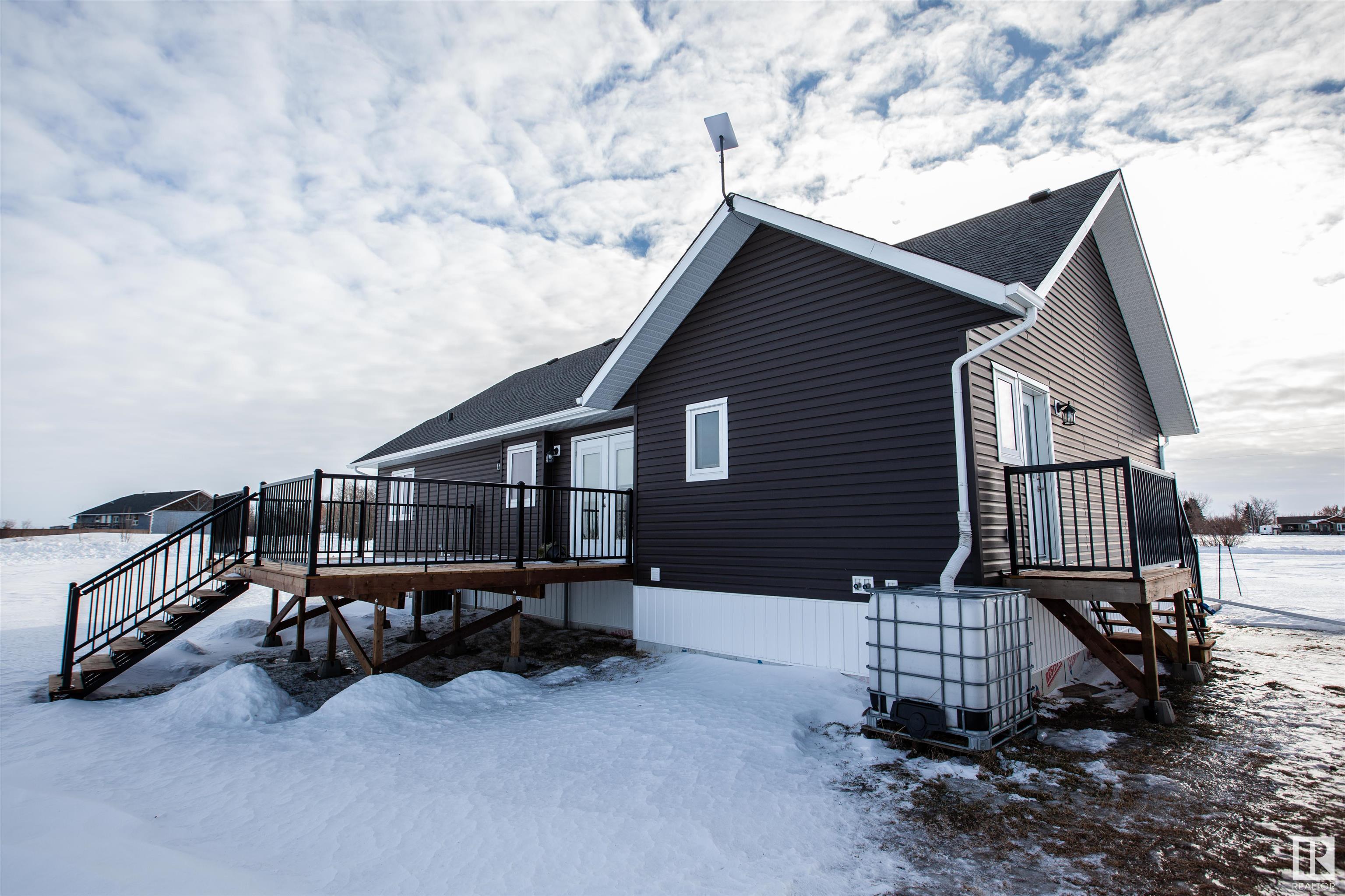      1004 McCarter AV , Rural Camrose County,  ,T0B 3P0 ;  Listing Number: MLS E4419342