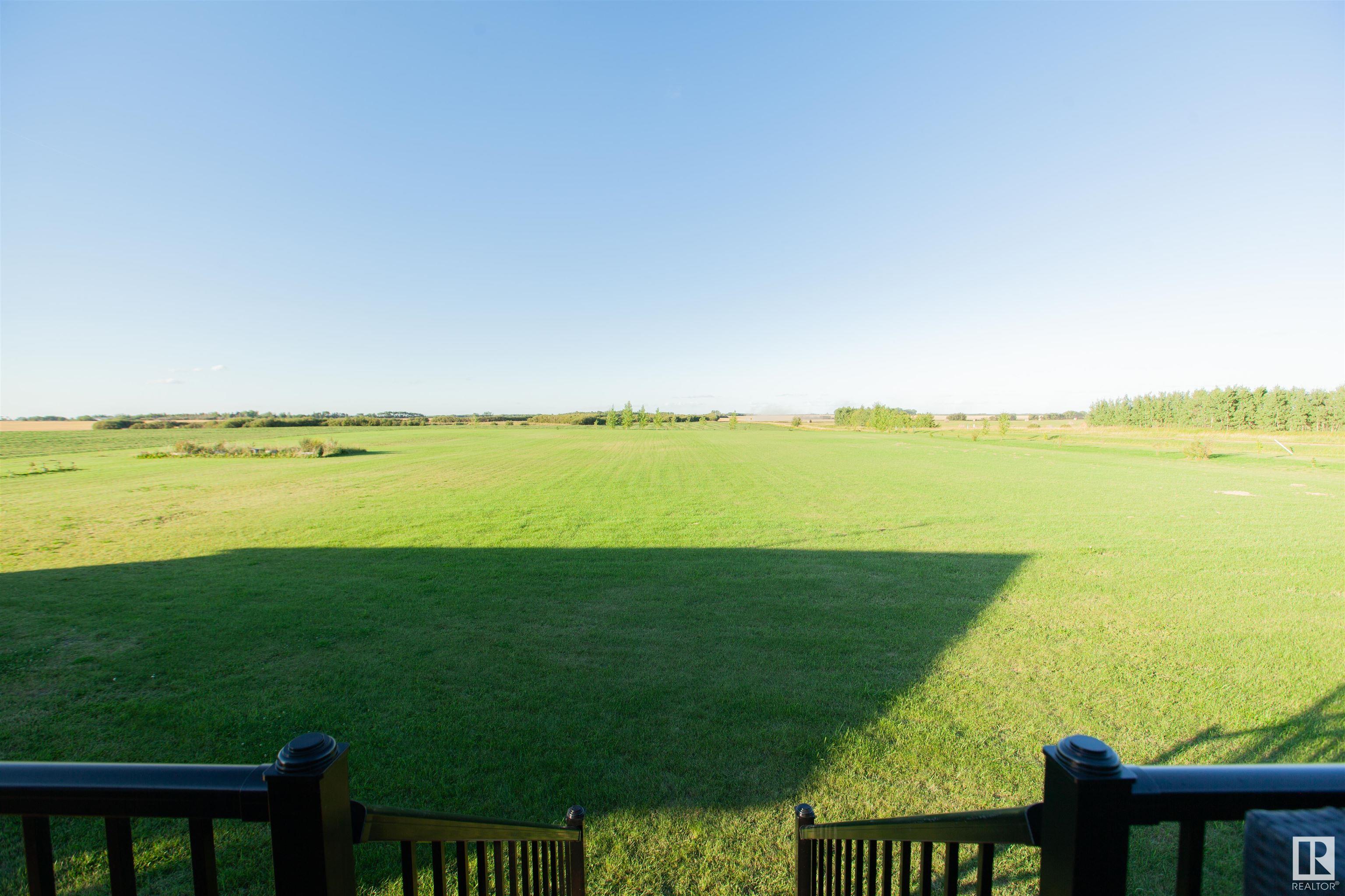      1004 McCarter AV , Rural Camrose County,  ,T0B 3P0 ;  Listing Number: MLS E4419342
