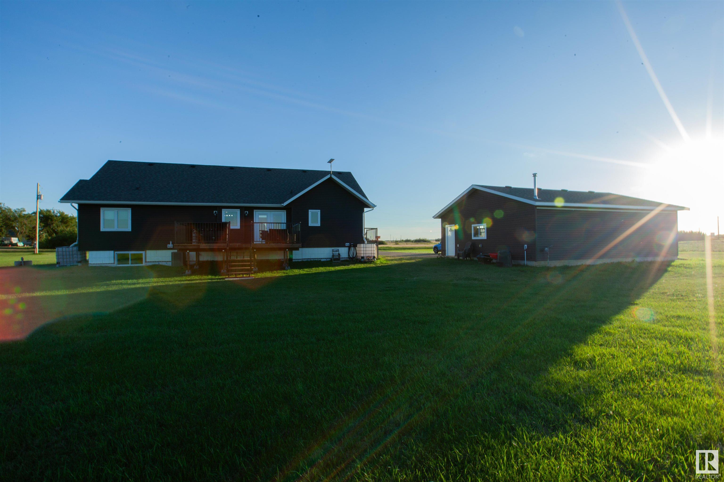      1004 McCarter AV , Rural Camrose County,  ,T0B 3P0 ;  Listing Number: MLS E4419342