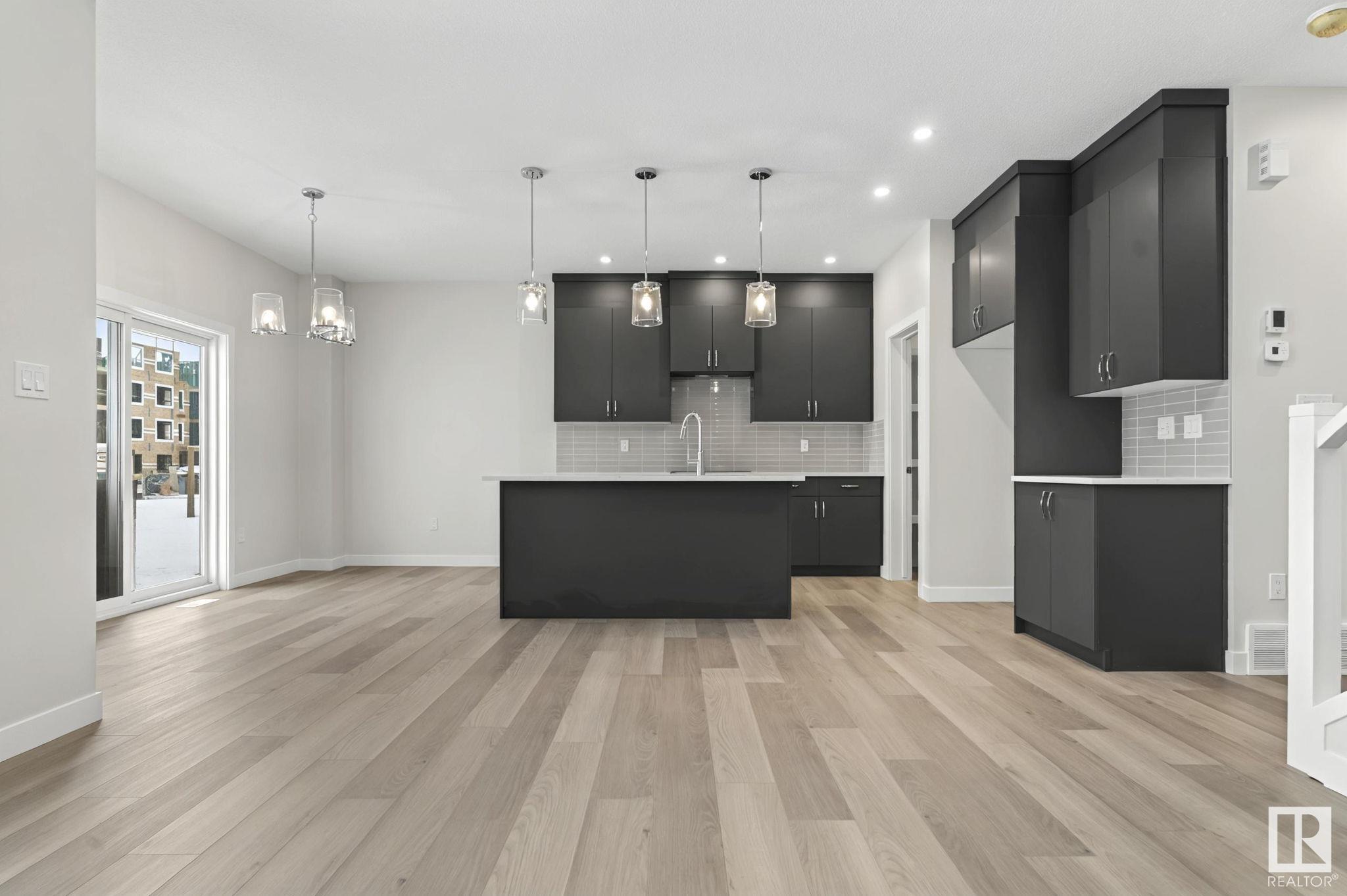      1433 CHERNIAK WY SW , Edmonton,  ,T6W 4S5 ;  Listing Number: MLS E4419343