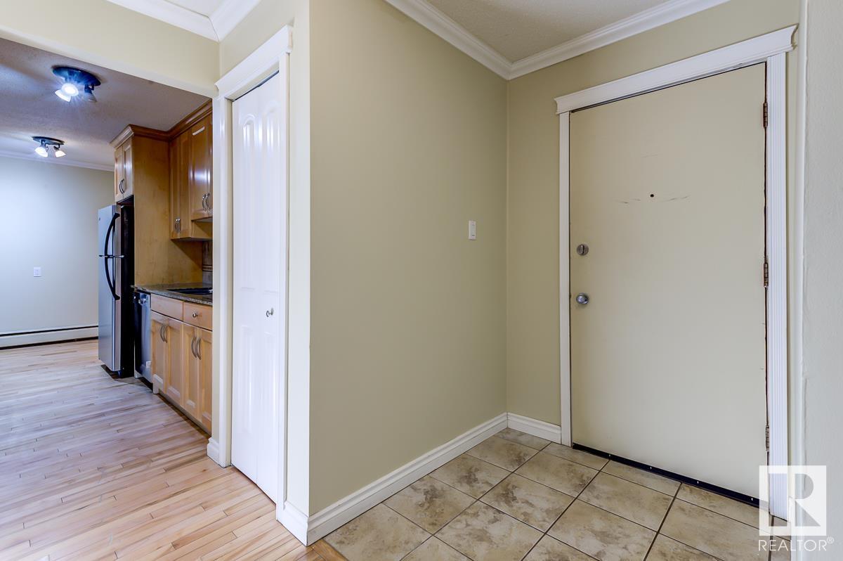     #201 10165 113 ST NW , Edmonton,  ,T5K 1P1 ;  Listing Number: MLS E4419344