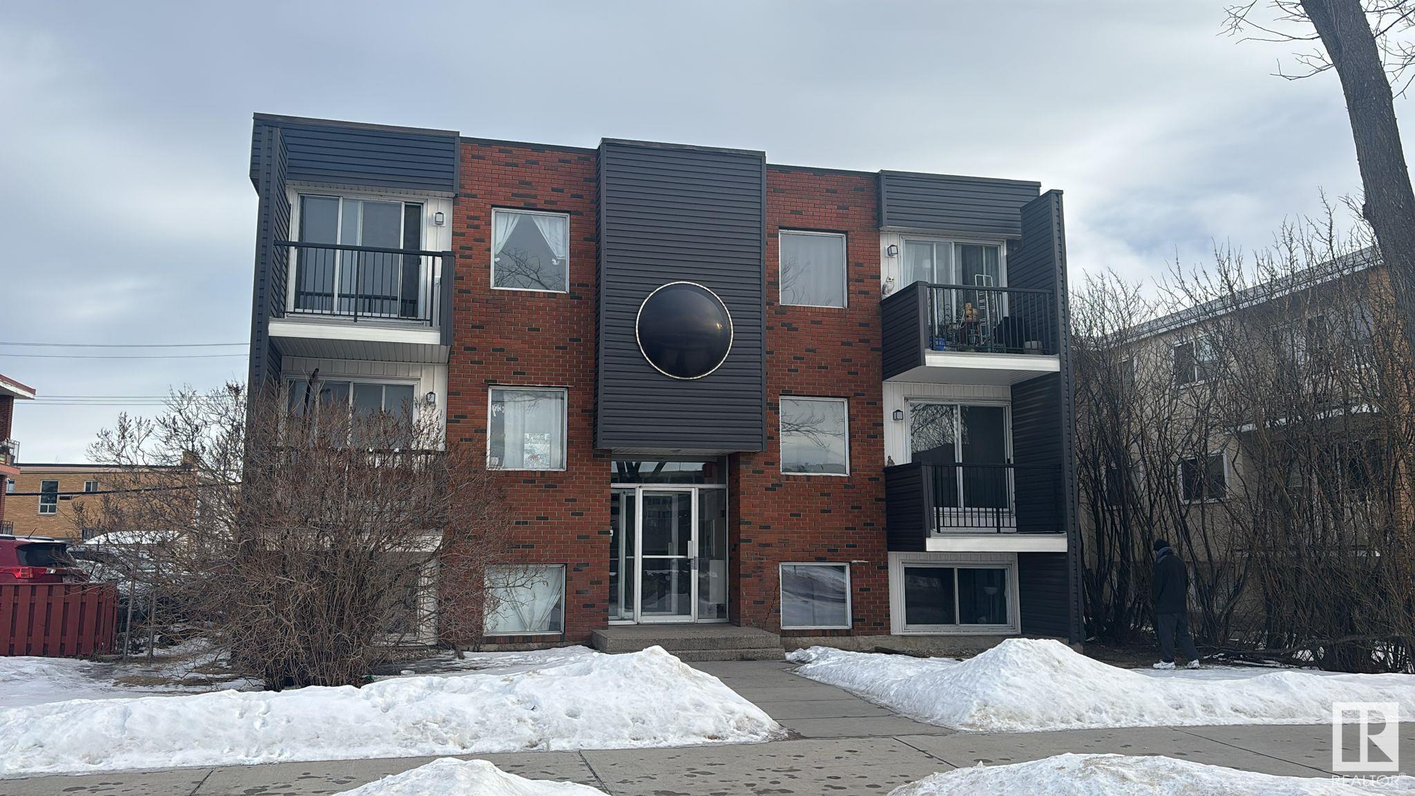      11837 106 ST SW , Edmonton,  ,T5G 2R2 ;  Listing Number: MLS E4419349