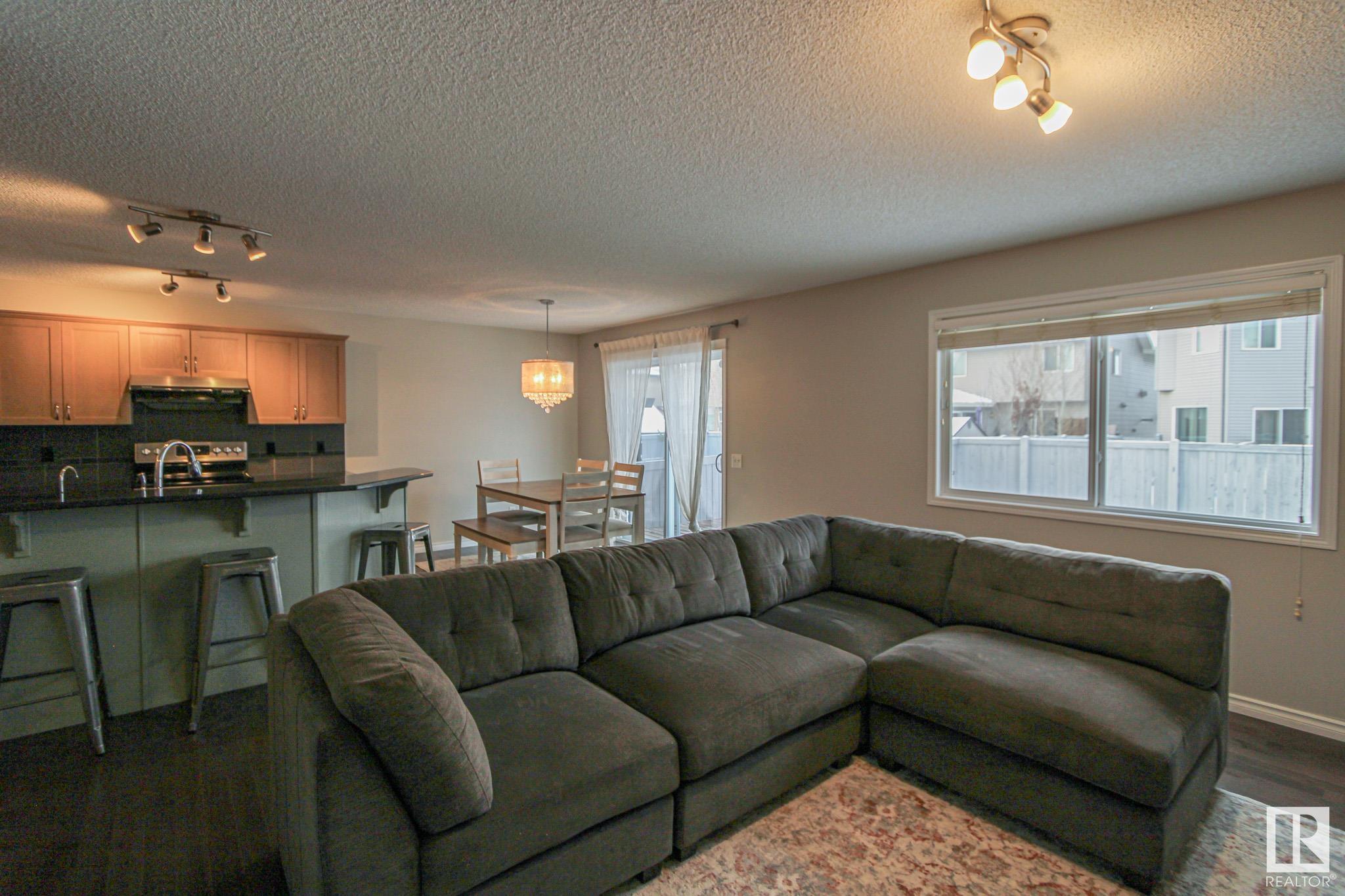      18026 83 ST NW , Edmonton,  ,T5Z 0H8 ;  Listing Number: MLS E4419352