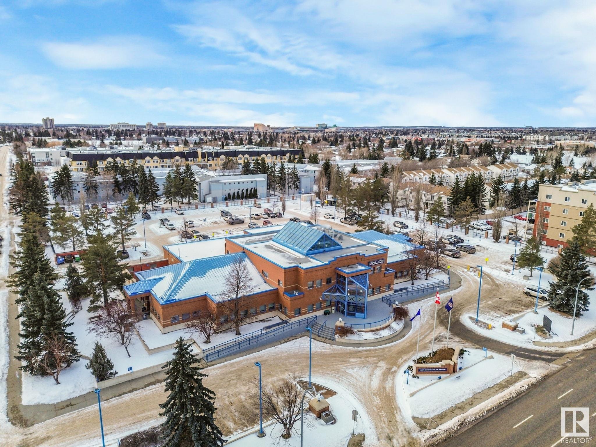      #19 9935 167 ST NW , Edmonton,  ,T5P 2A7 ;  Listing Number: MLS E4419361