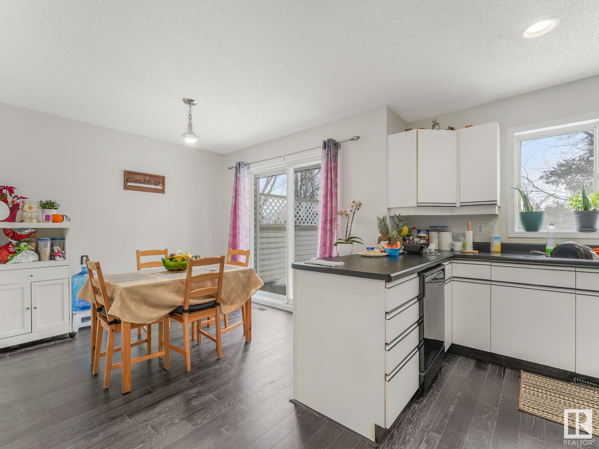      #19 9935 167 ST NW , Edmonton,  ,T5P 2A7 ;  Listing Number: MLS E4419361