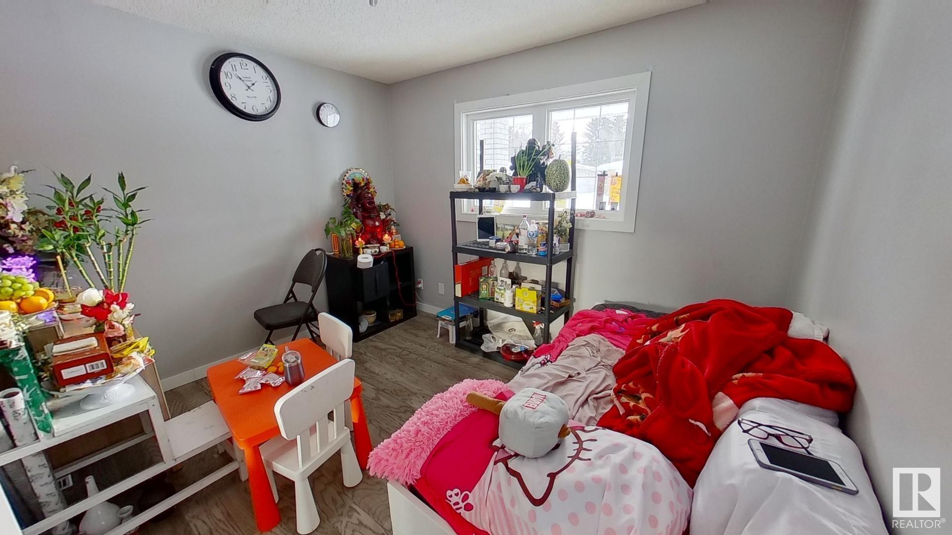      714 LEE RIDGE RD NW , Edmonton,  ,T6K 0P2 ;  Listing Number: MLS E4419372