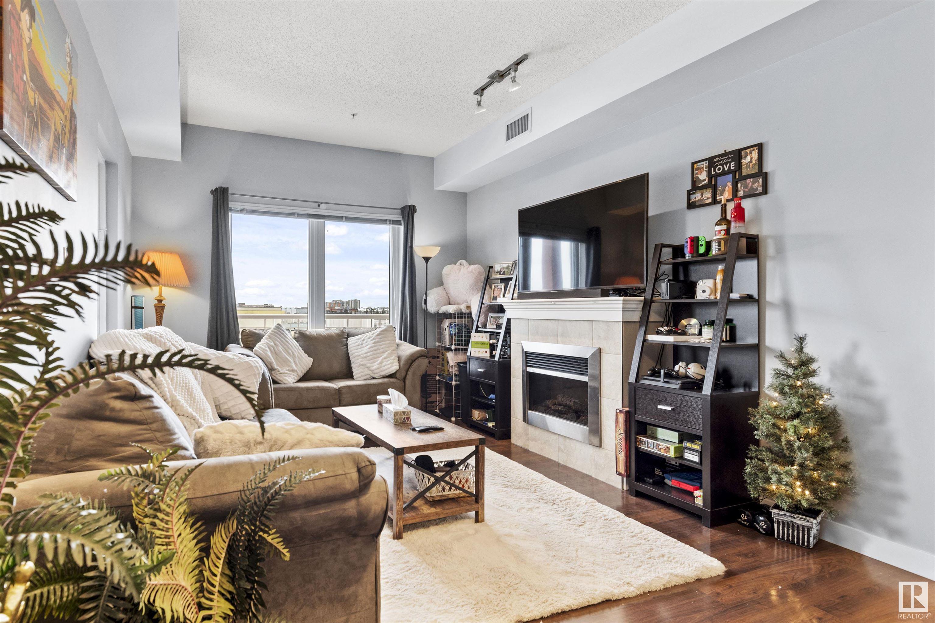      #501 10333 112 ST NW , Edmonton,  ,T5K 0B4 ;  Listing Number: MLS E4419373